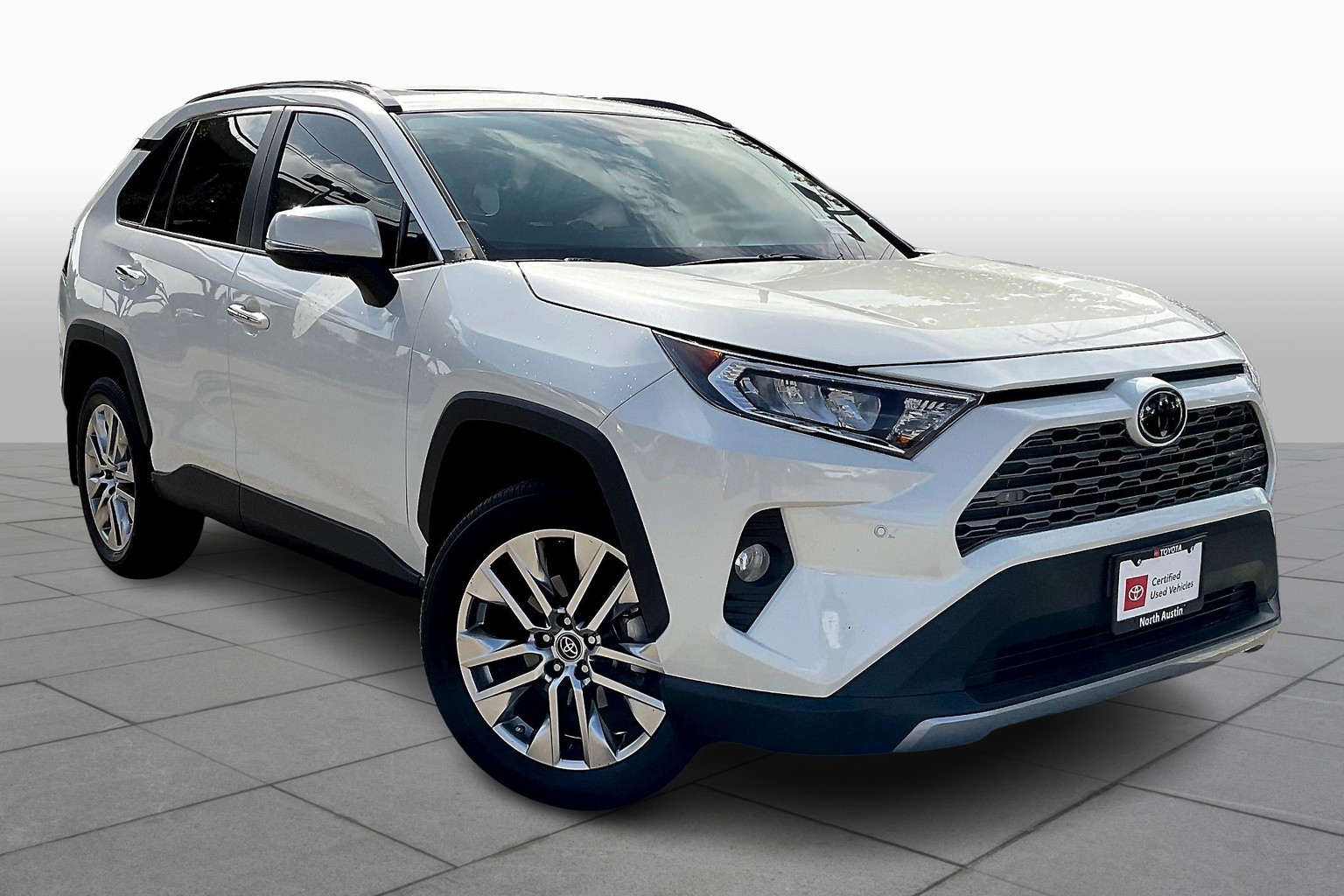 Used 2019 Toyota RAV4 Limited with VIN 2T3Y1RFV8KW026898 for sale in Austin, TX