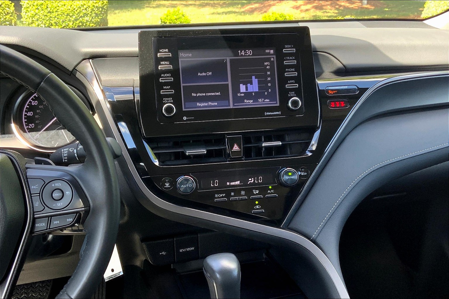 Camry SE