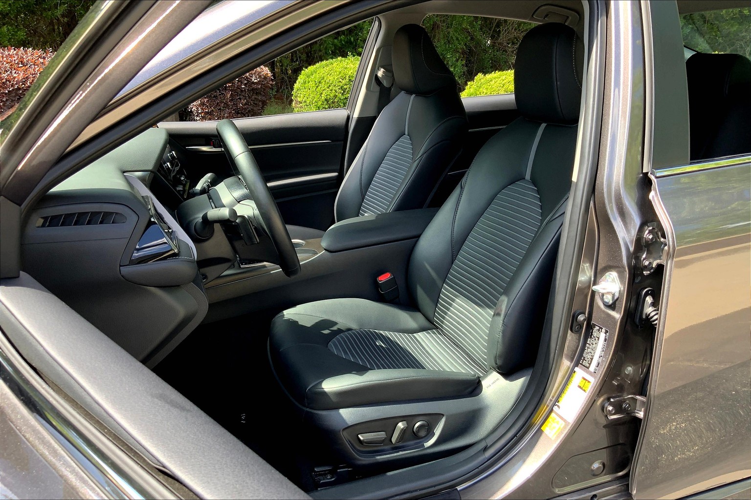 Camry SE