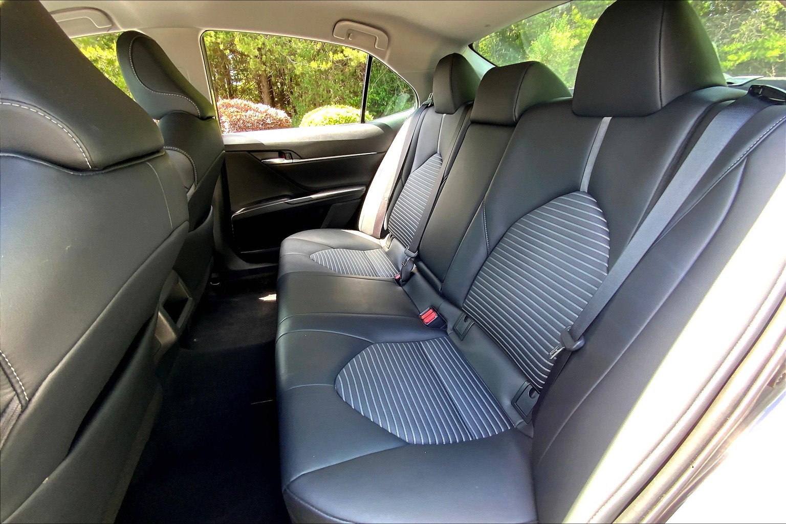 Camry SE