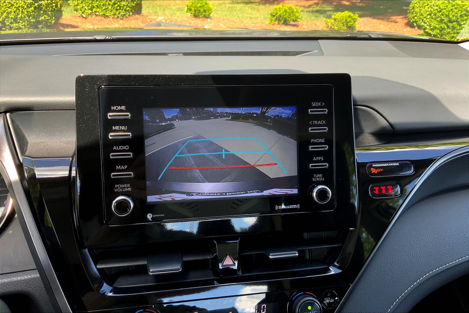 Camry SE