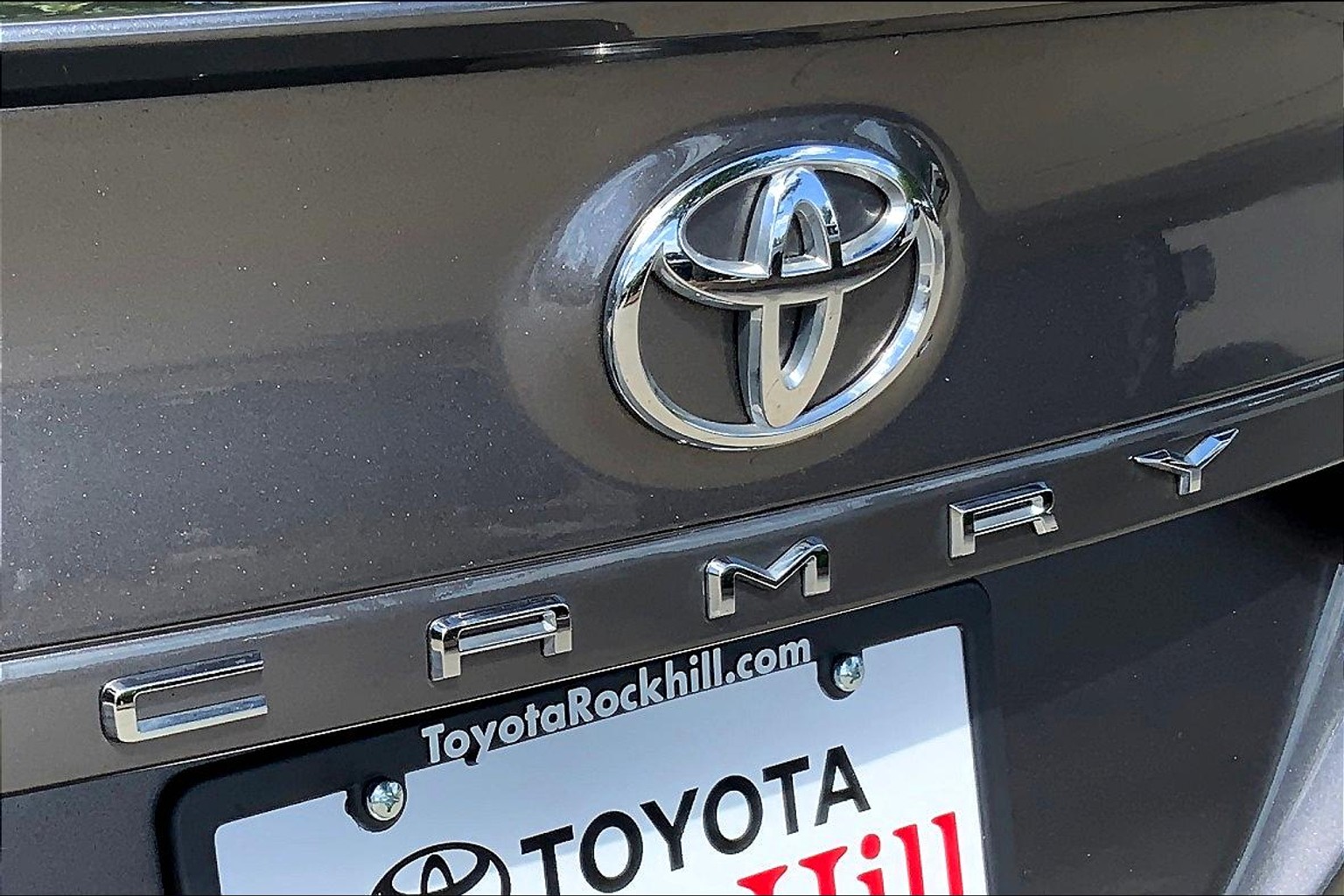 Camry SE