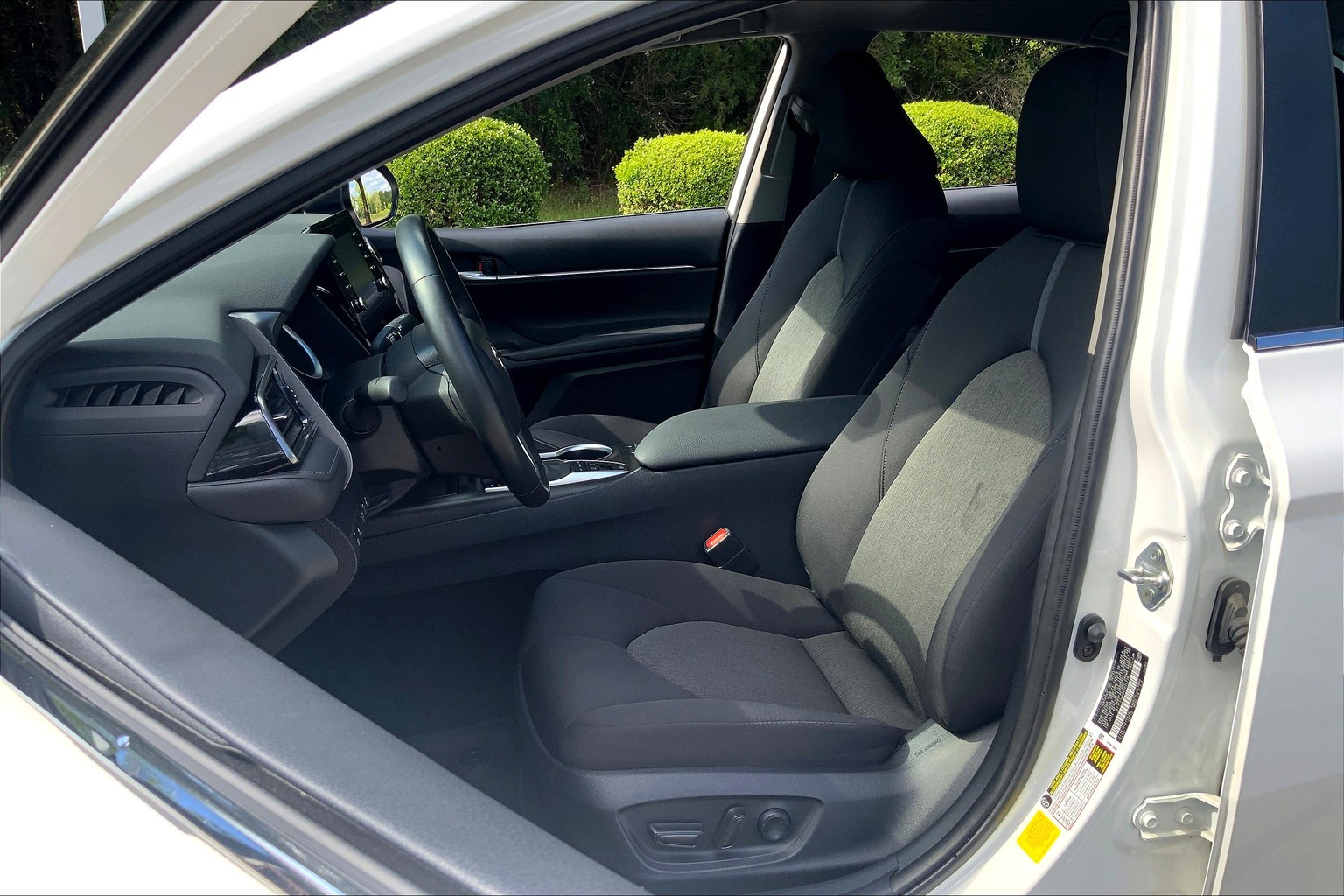 Camry Hybrid LE