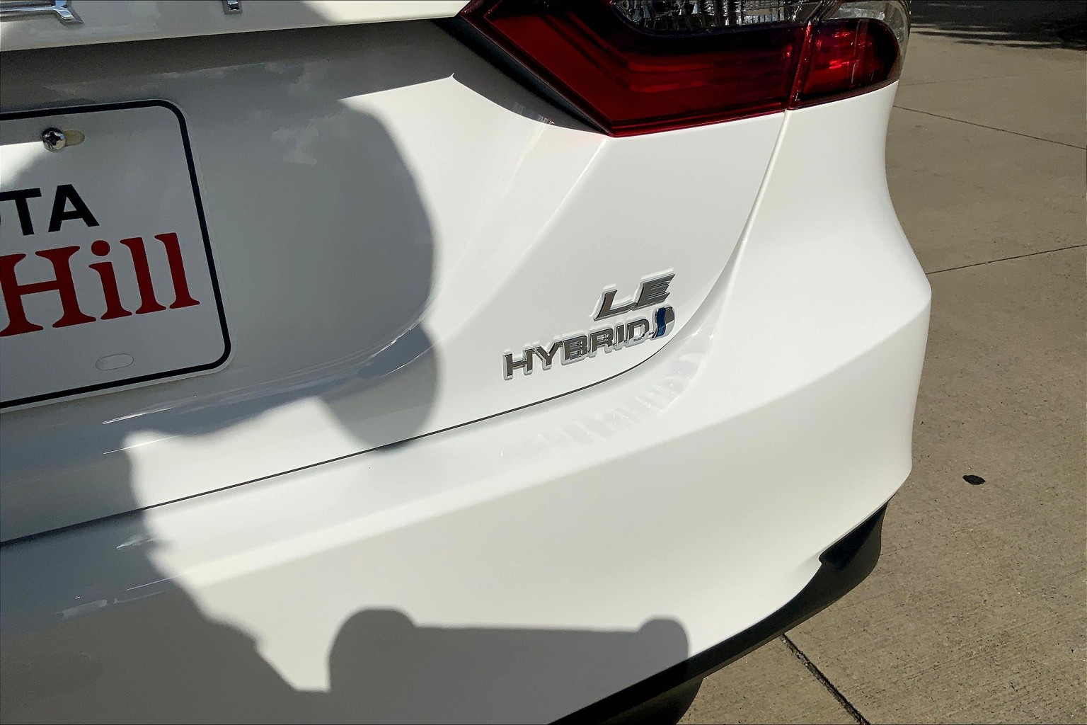 Camry Hybrid LE
