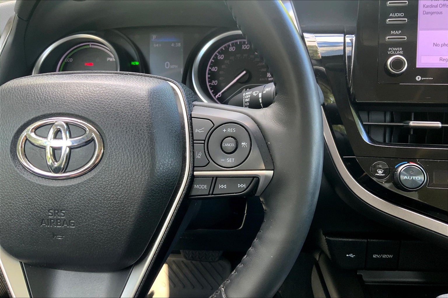 Camry Hybrid LE