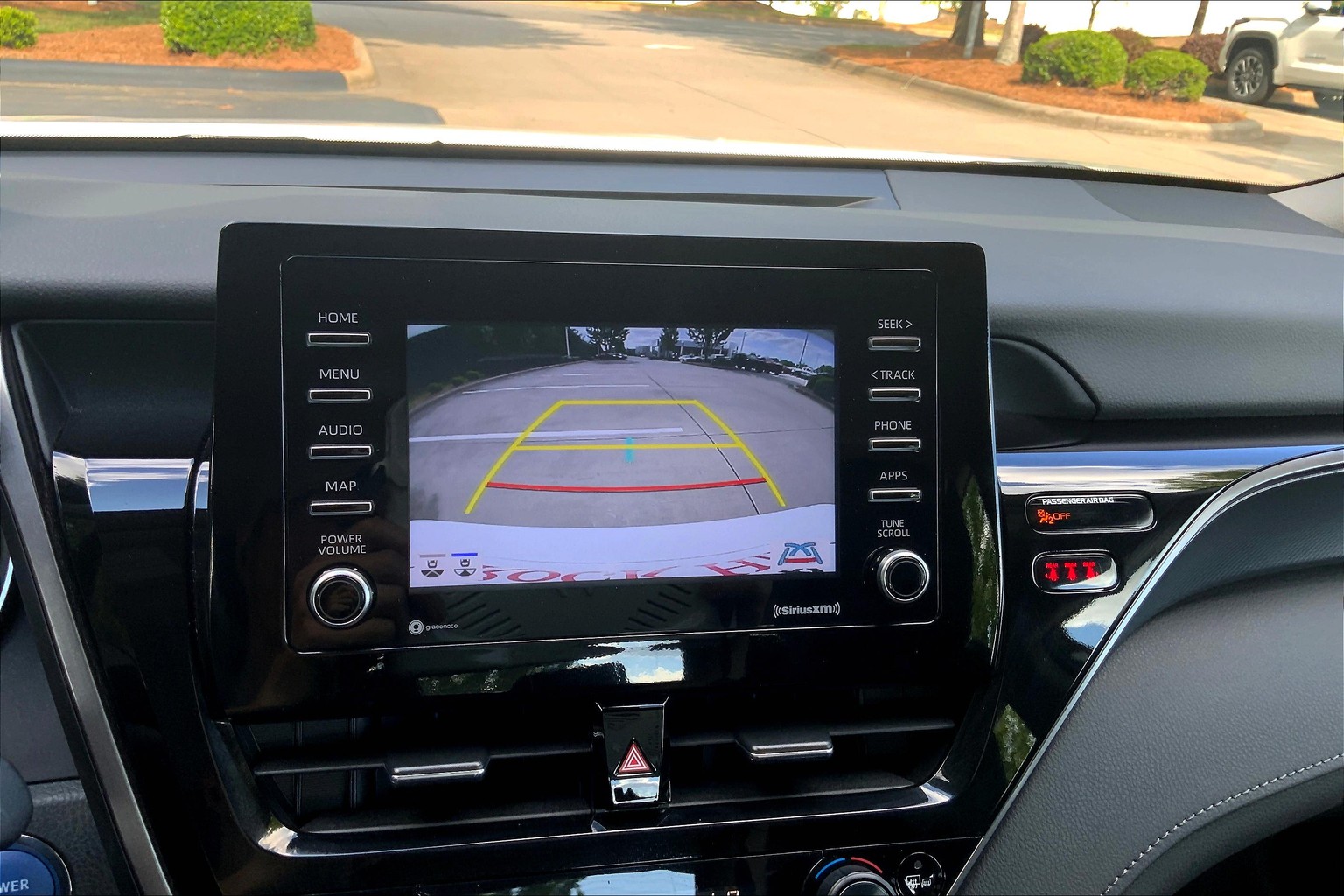 Camry Hybrid LE