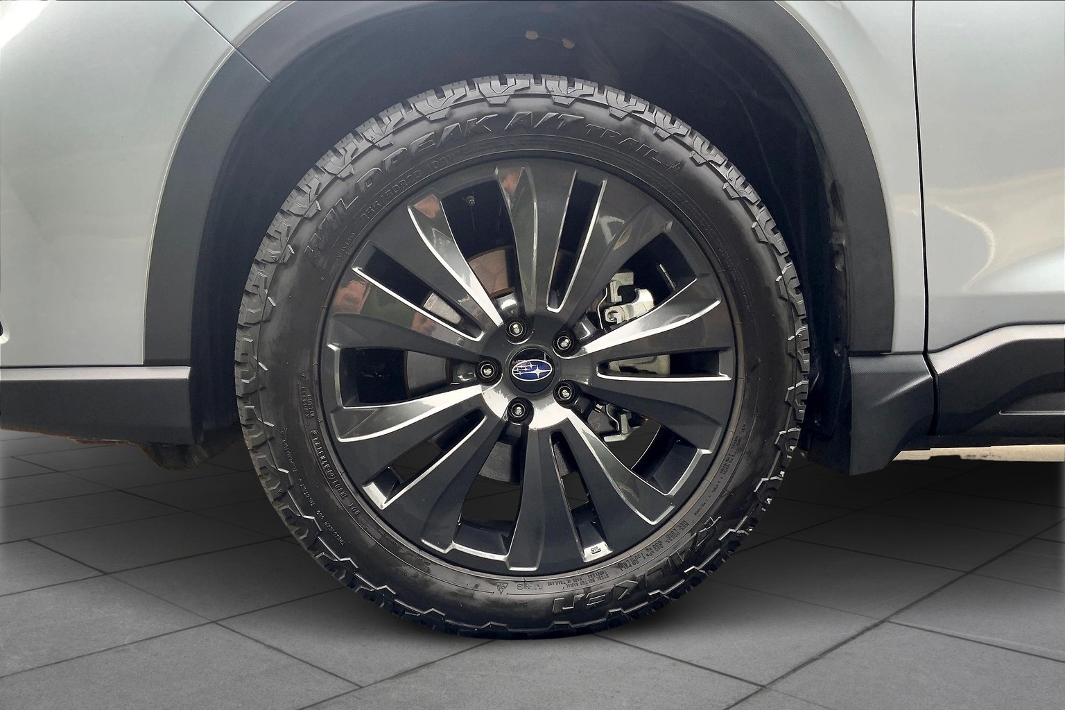 Ascent Onyx Edition 7 Passenger
