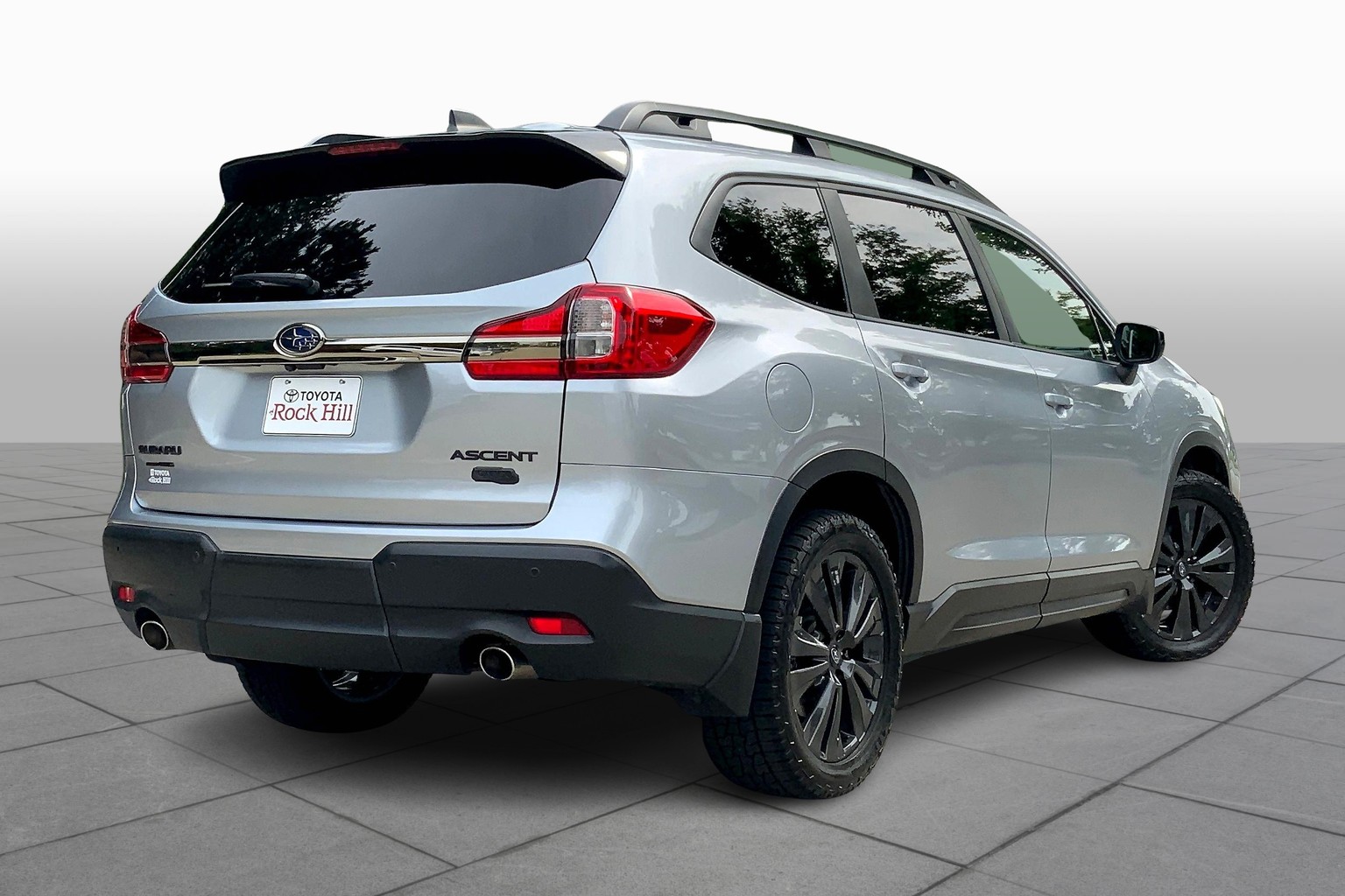 Ascent Onyx Edition 7 Passenger