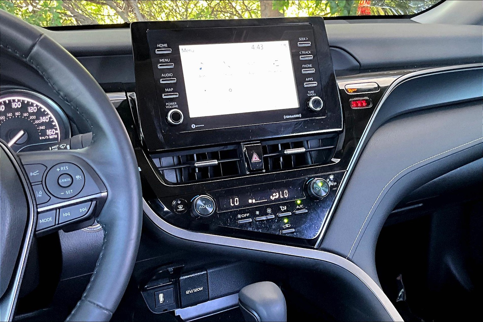 Camry SE