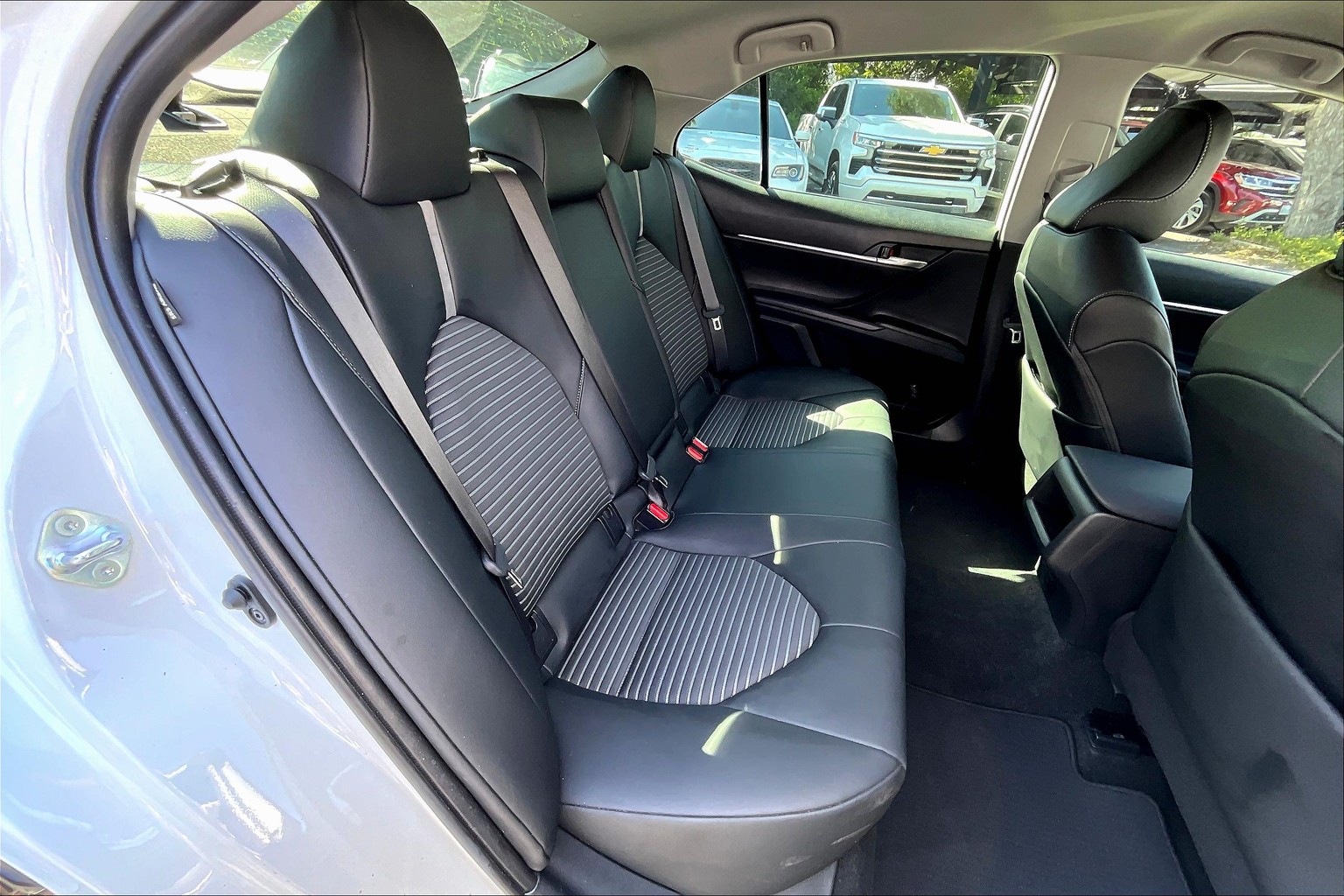 Camry SE