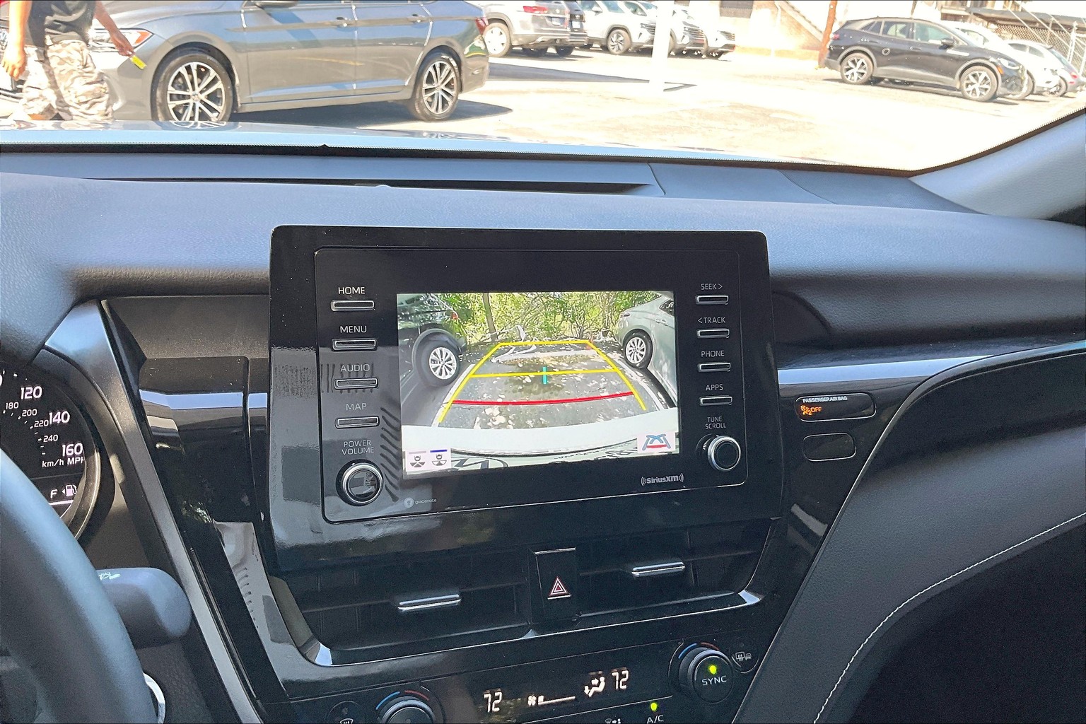 Camry SE