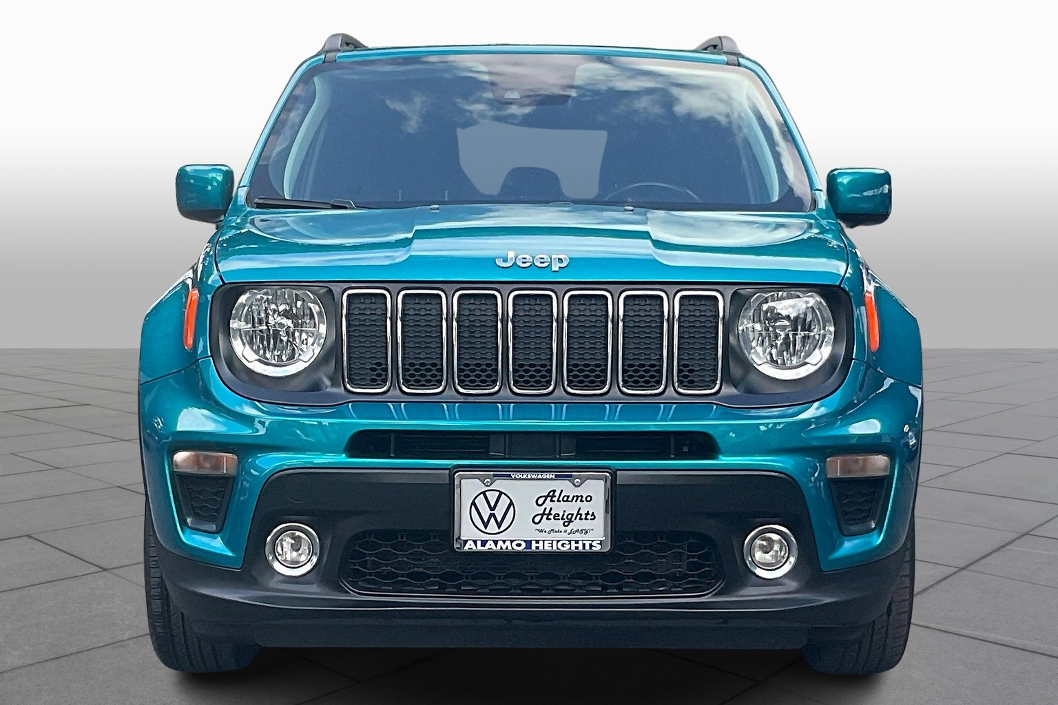 Used 2021 Jeep Renegade Latitude with VIN ZACNJCBB3MPN27708 for sale in San Antonio, TX