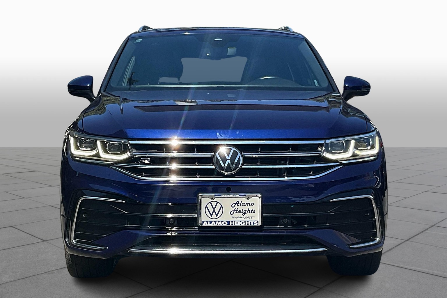 Certified 2022 Volkswagen Tiguan SEL R-LINE with VIN 3VV4B7AX0NM029357 for sale in San Antonio, TX