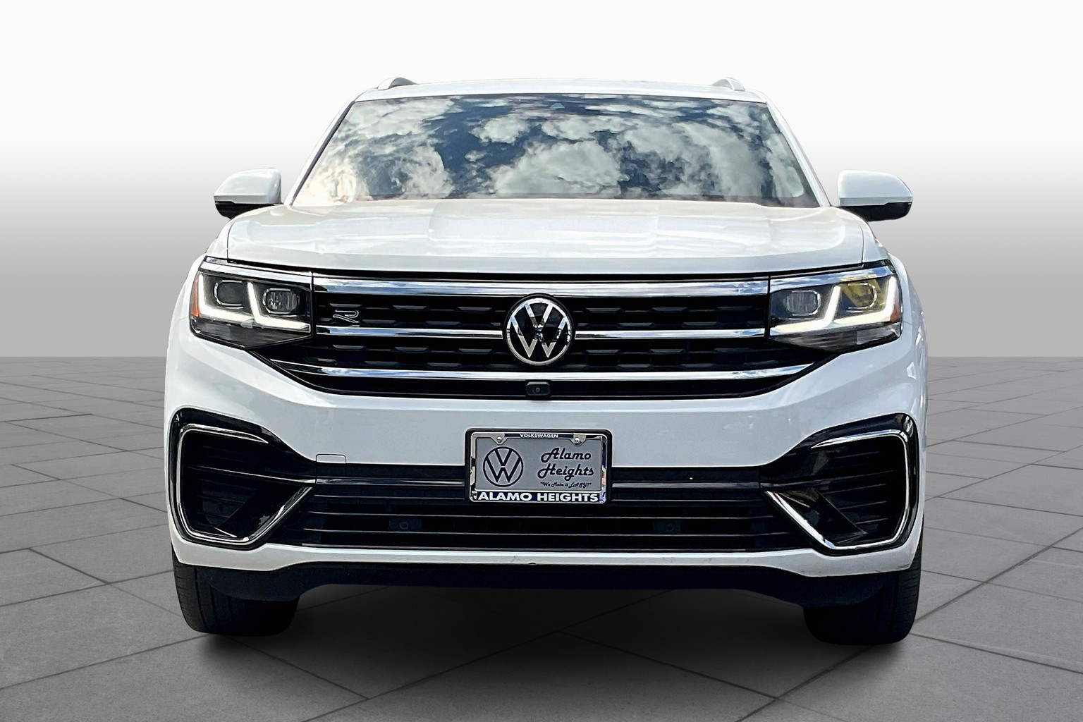 Used 2020 Volkswagen Atlas Cross Sport SEL Premium R-Line with VIN 1V2TE2CA2LC223267 for sale in San Antonio, TX