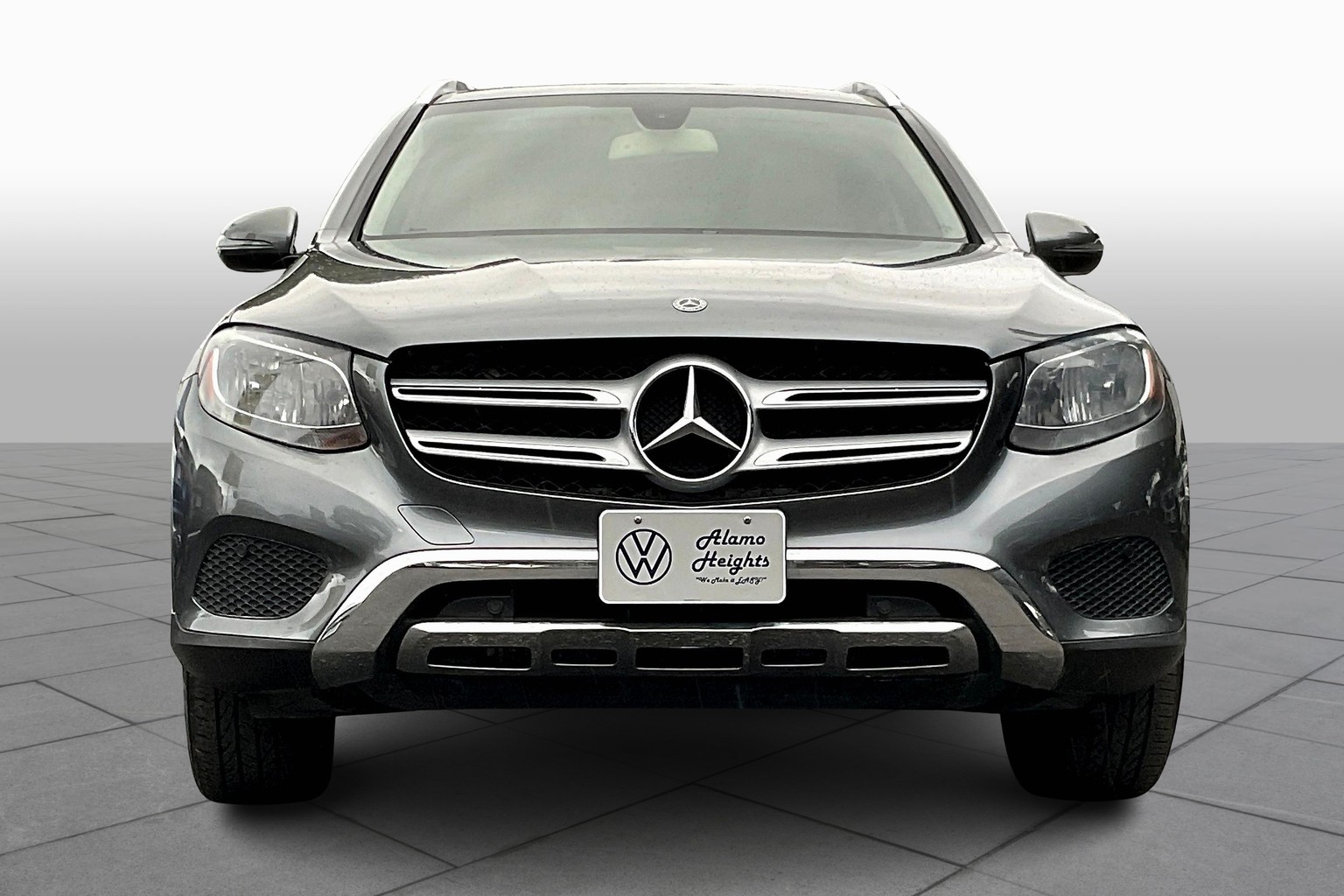 Used 2018 Mercedes-Benz GLC GLC300 with VIN WDC0G4JB6JV049057 for sale in San Antonio, TX