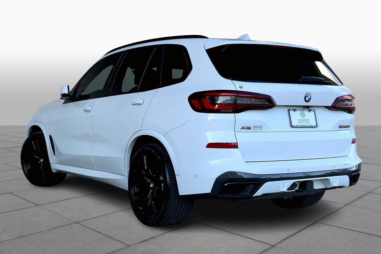 X5 M50i
