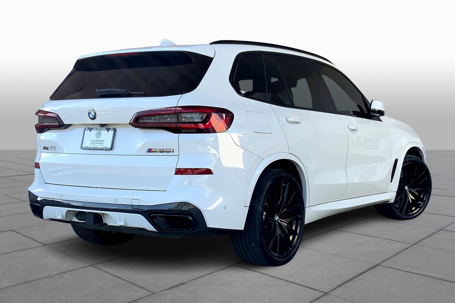 X5 M50i