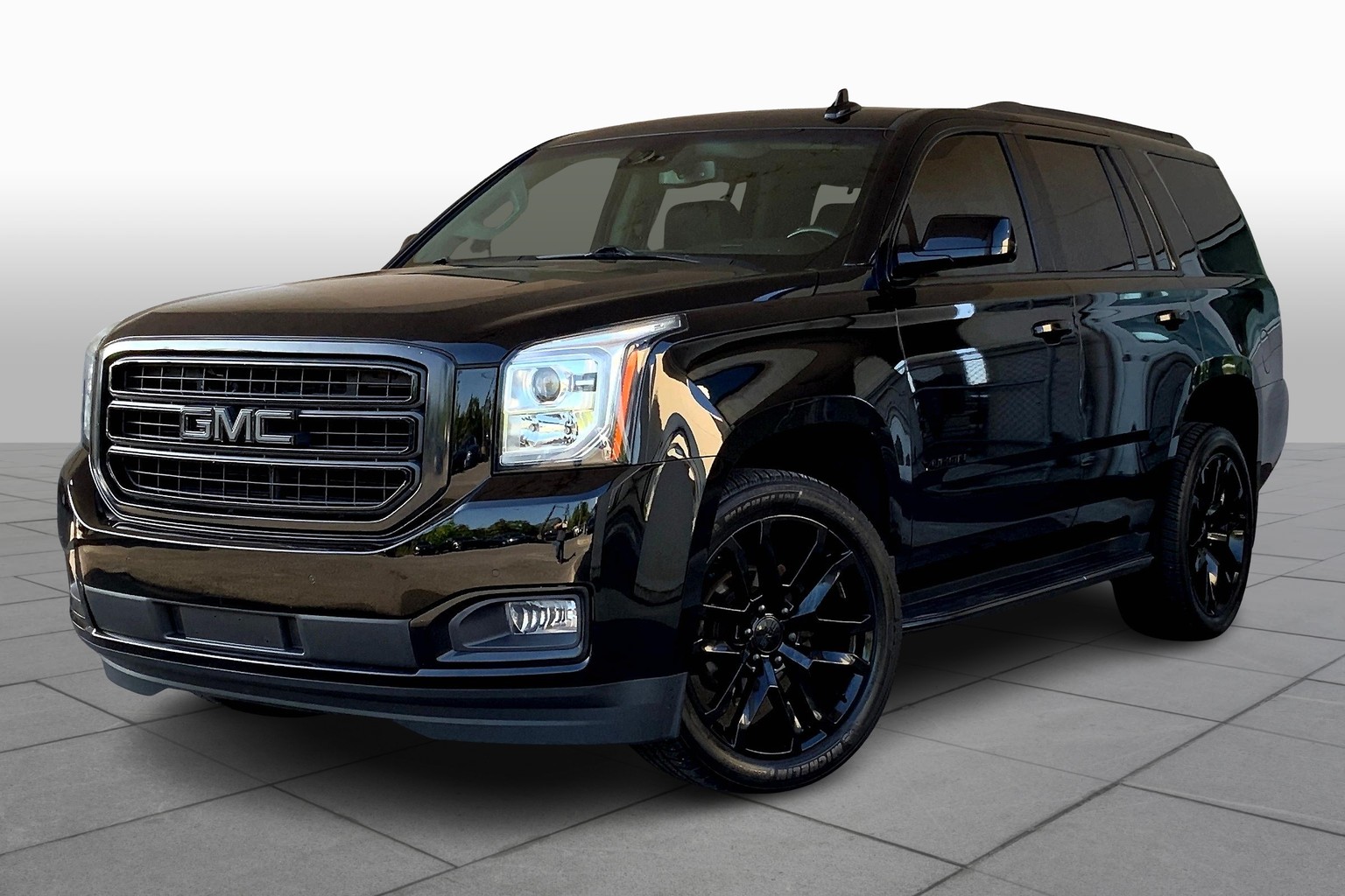 Yukon SLT
