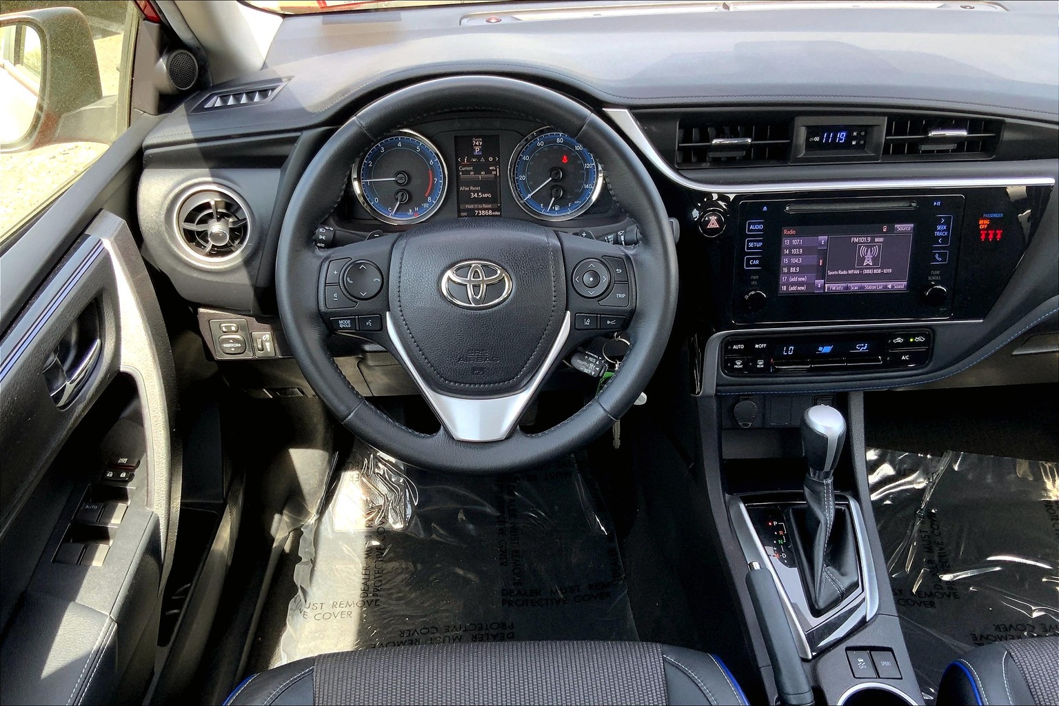 Corolla SE