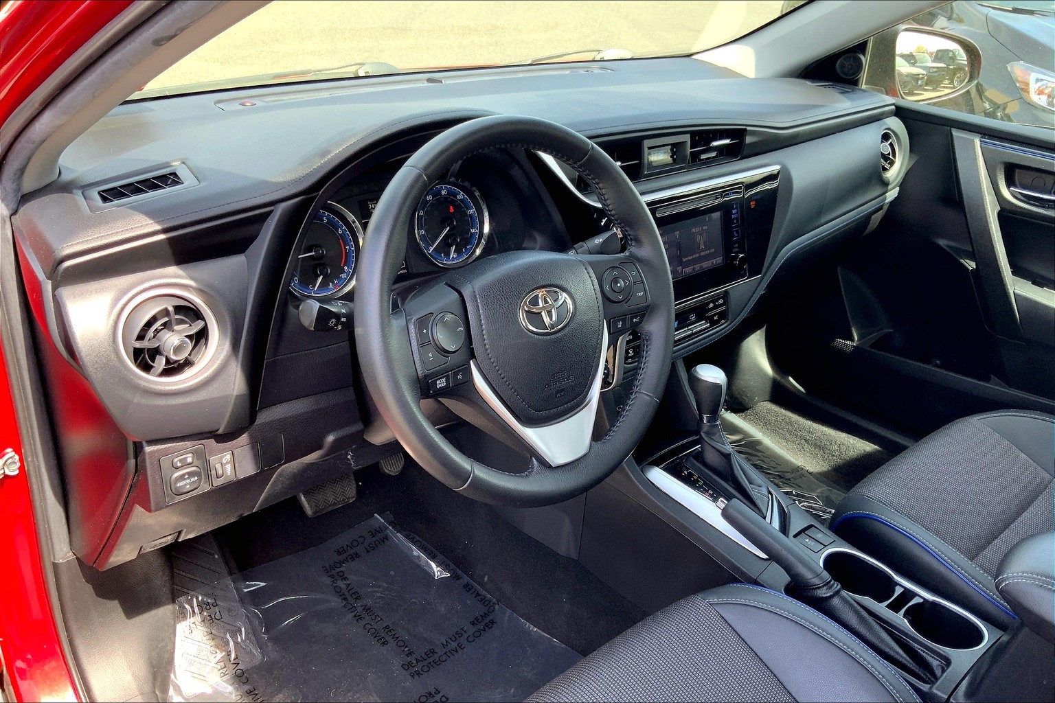 Corolla SE
