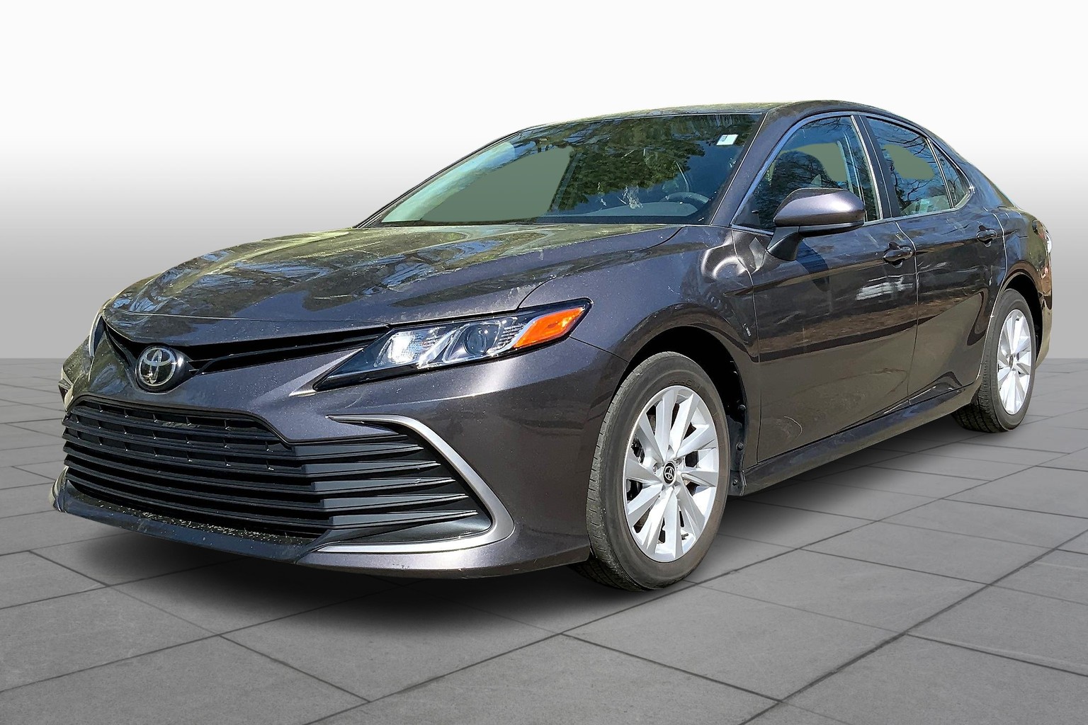Camry LE
