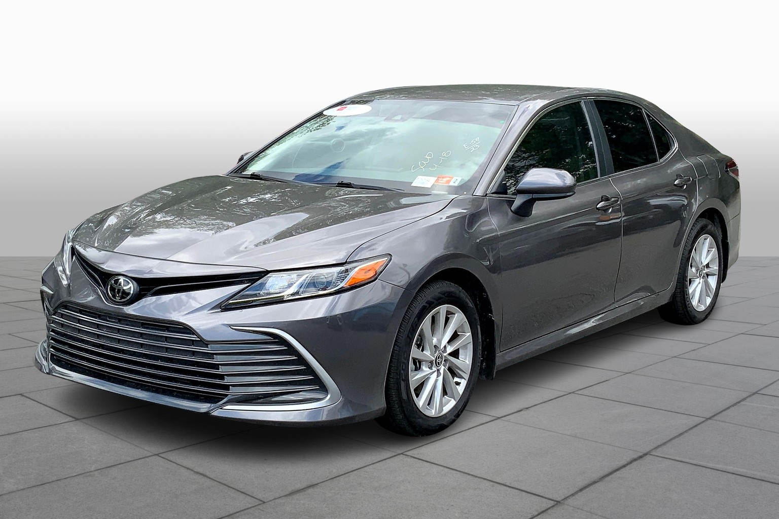 Camry LE