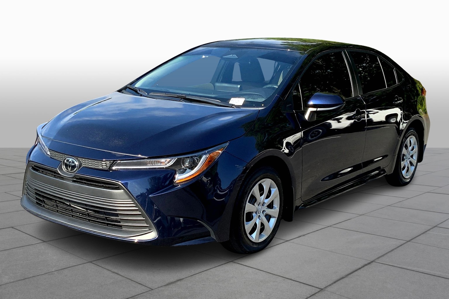 Corolla LE