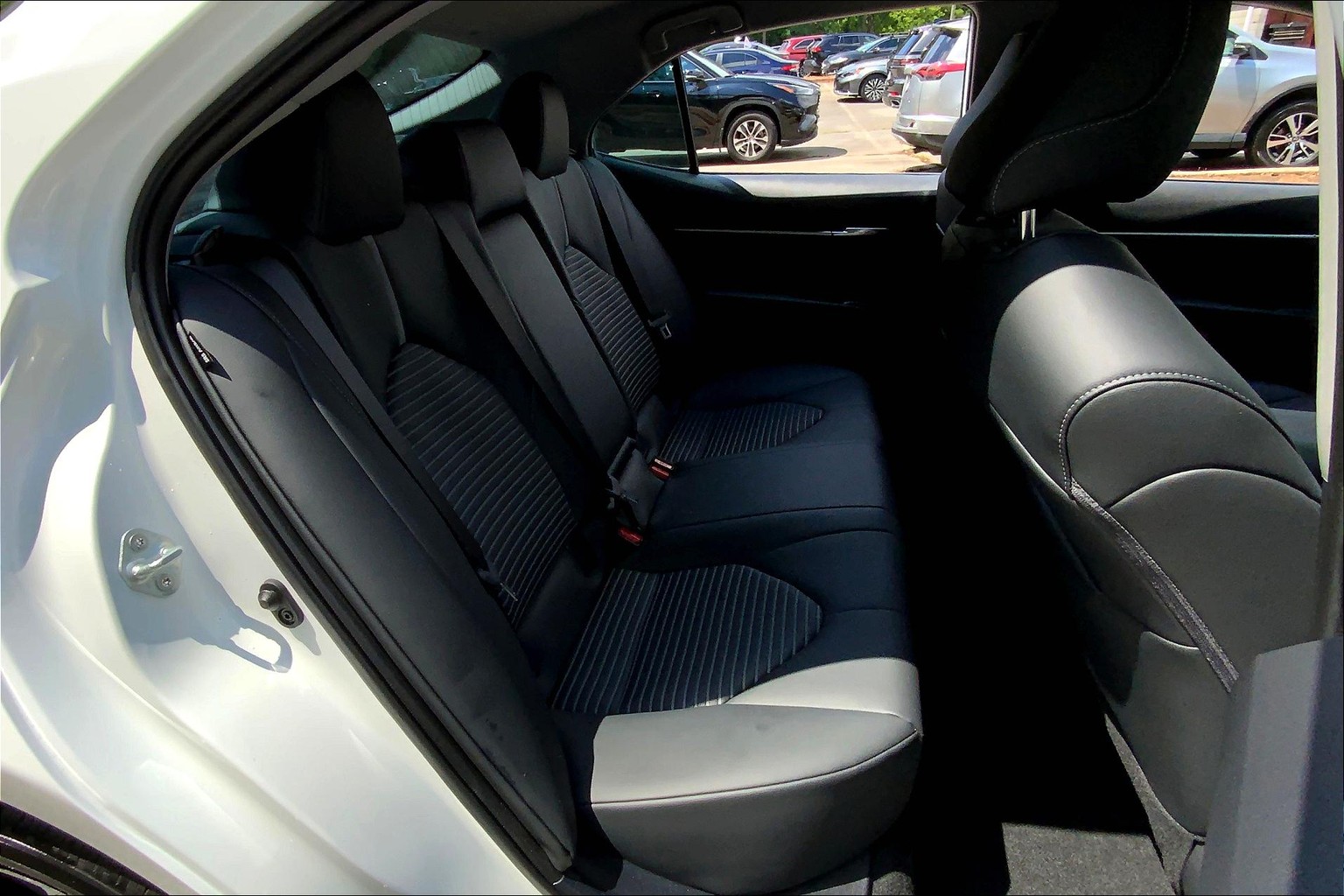 Camry SE