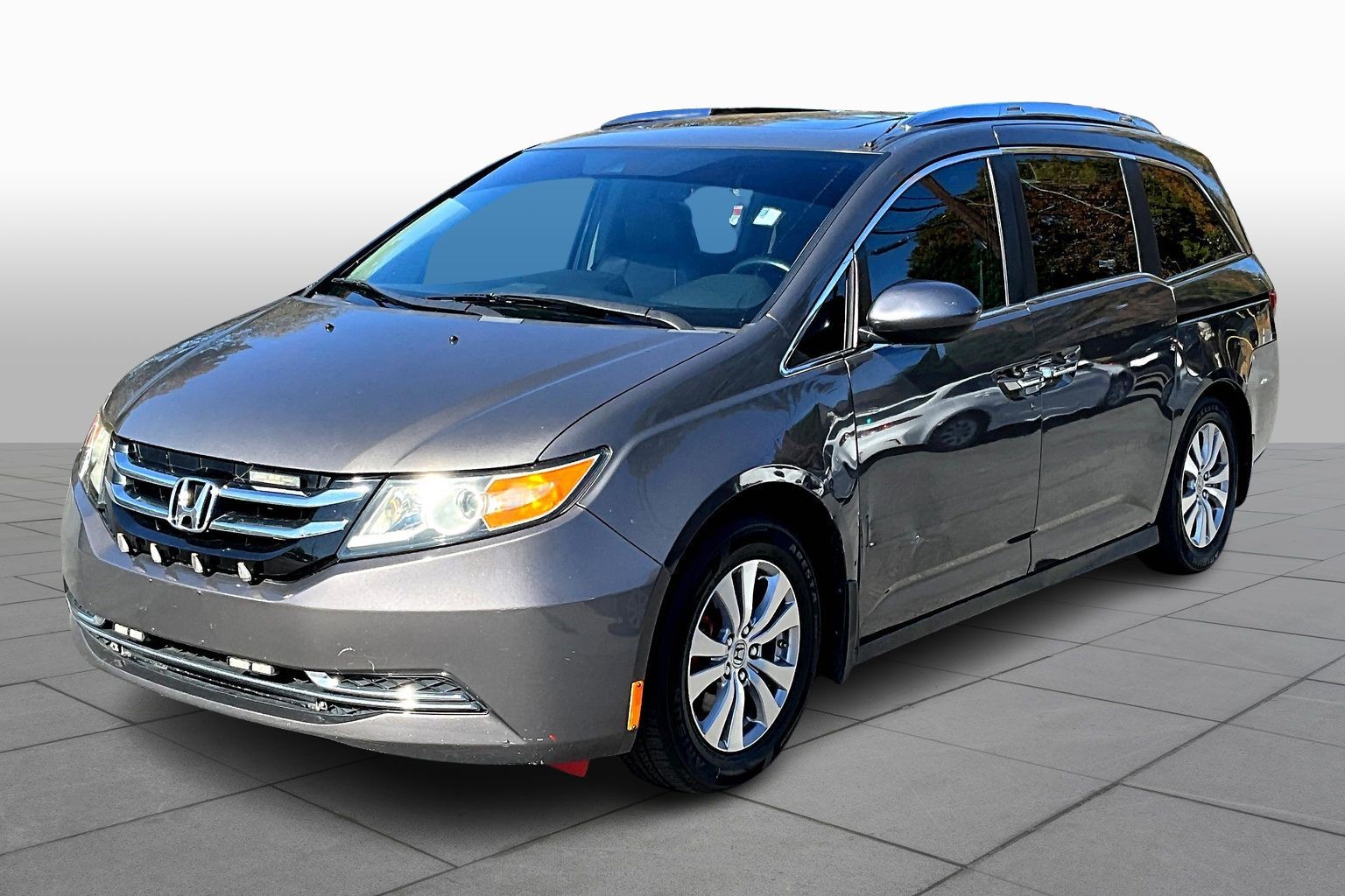 2014 Honda Odyssey EX-L's photo