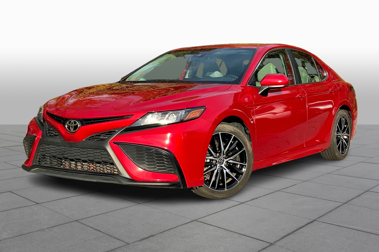 Camry SE