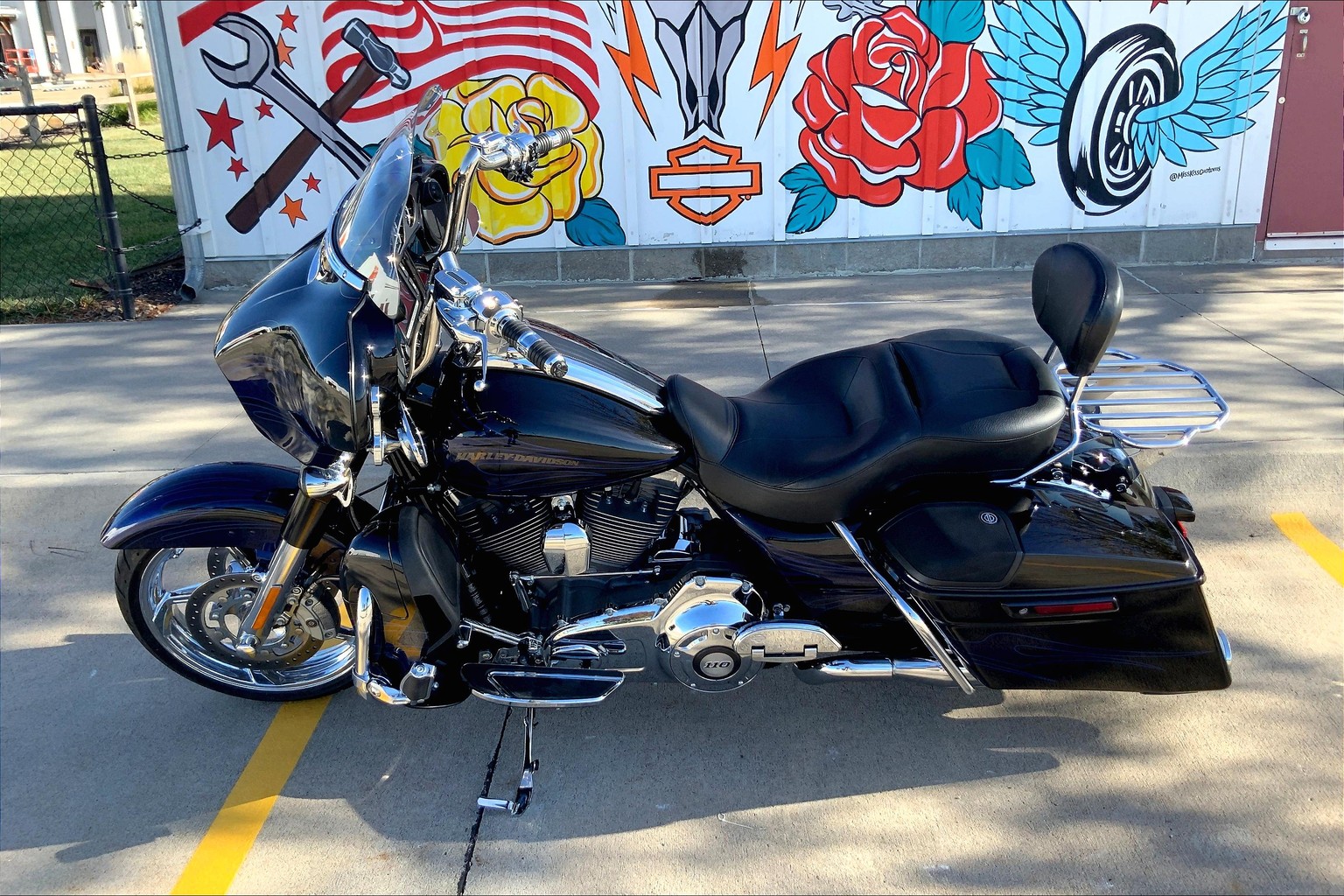 2016 Harley-Davidson® FLHXSE - CVO™ Street Glide®