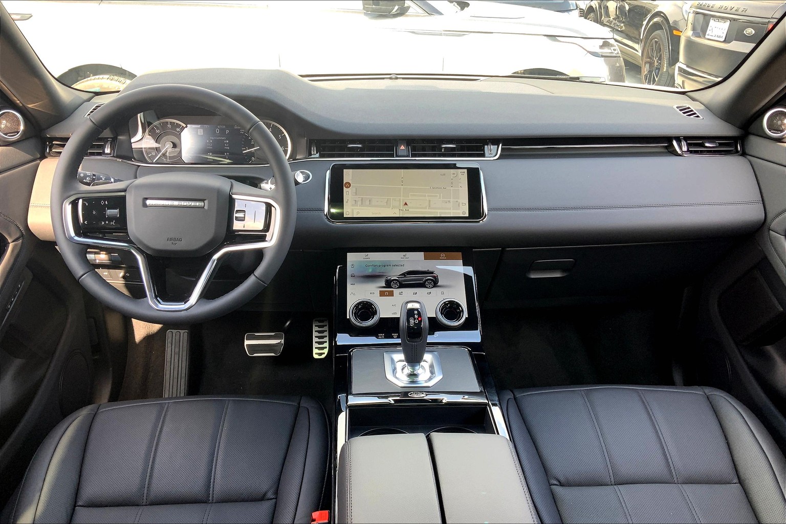 New 2023 Land Rover Range Rover Evoque R-Dynamic SE 4 Door in Los