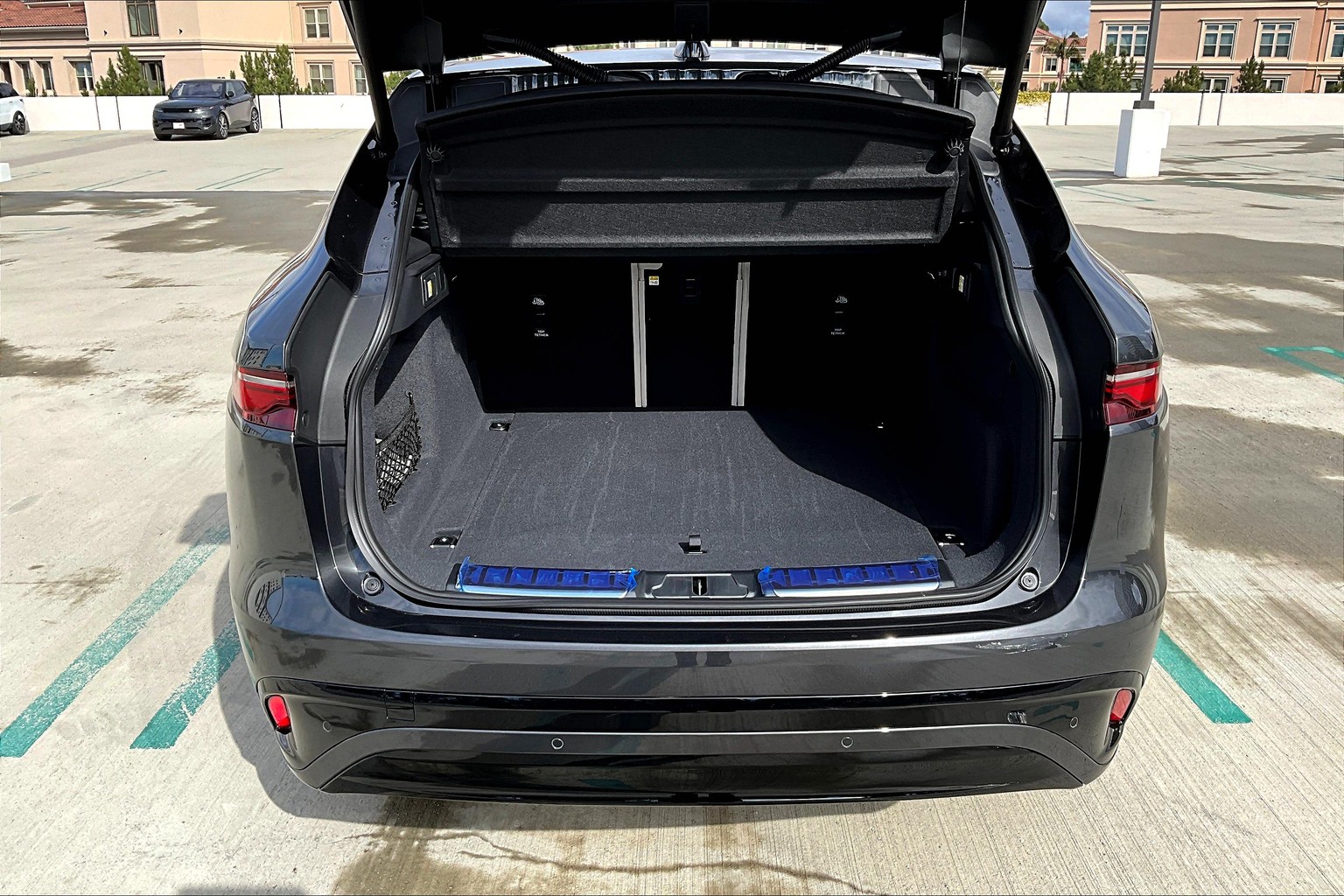 Trunk Ledge Kit | JAGUAR E-PACE 1ST EDITION 2018 Trunk Ledge Kit | JAGUAR E-PACE 1ST EDITION 2018