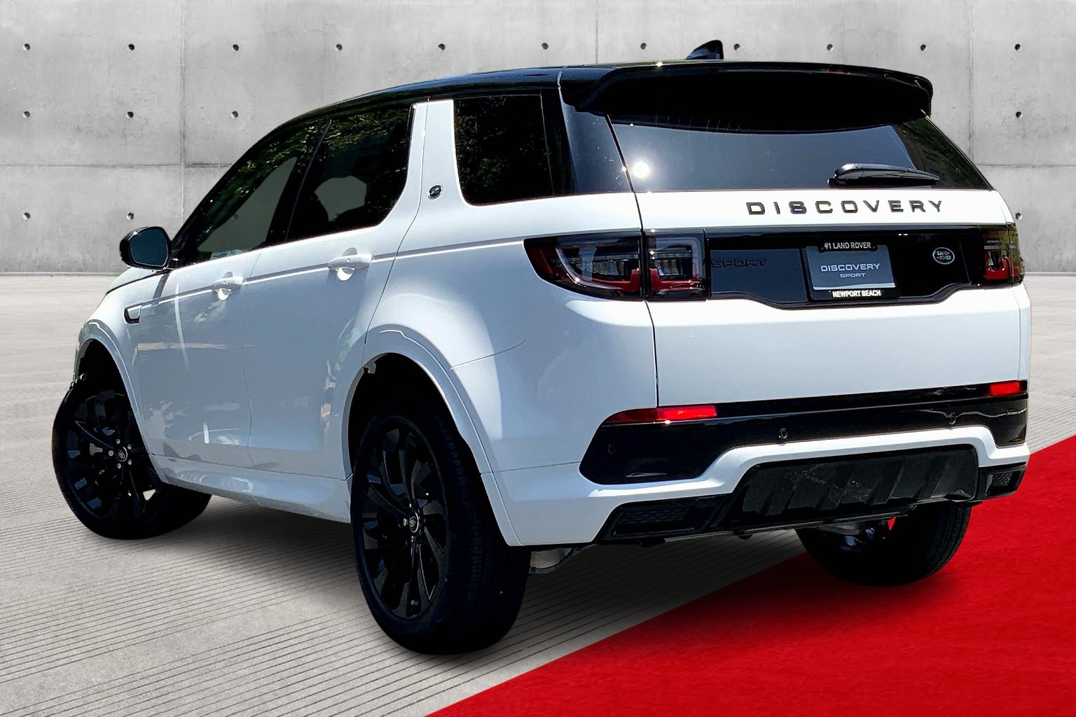 New 2023 Land Rover Discovery Sport SE R-Dynamic 4D Sport Utility in Los  Angeles #231077