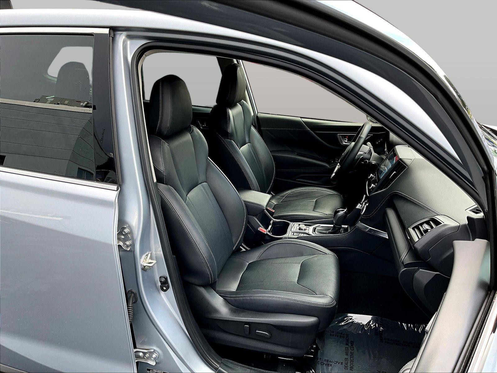 2023 Subaru Forester Touring - Photo 31