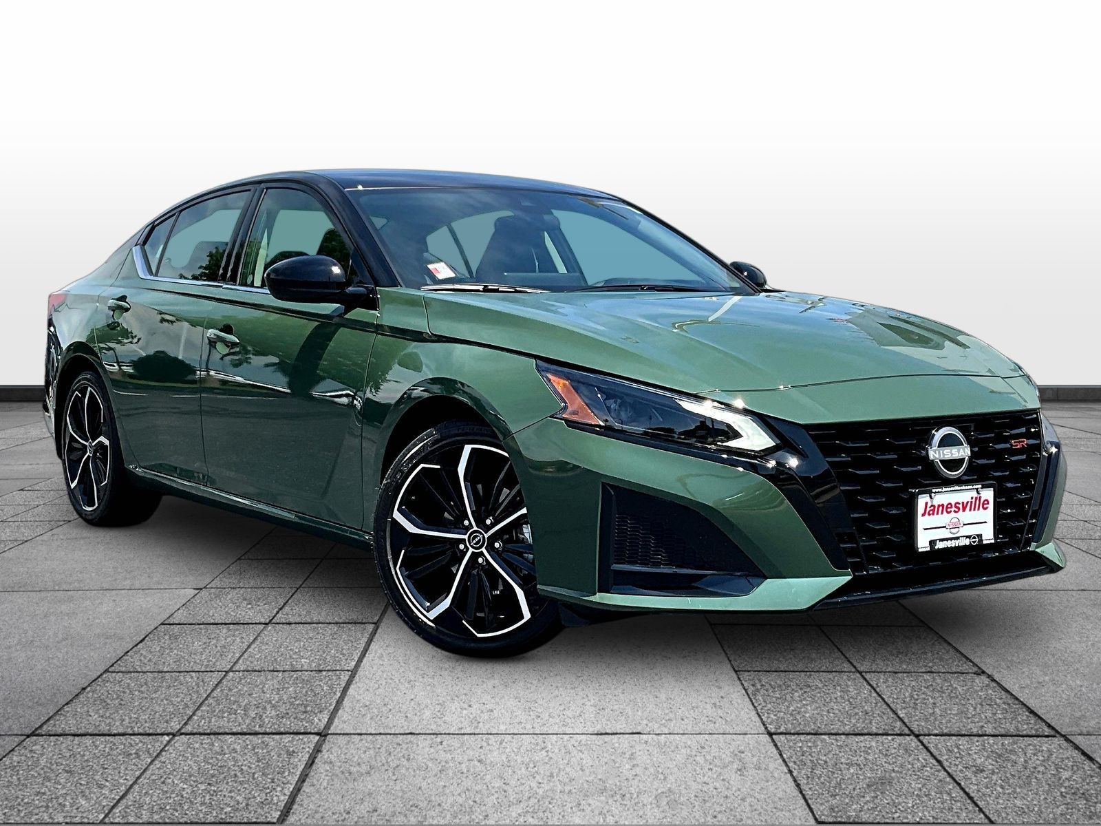 2026 Nissan Altima SR