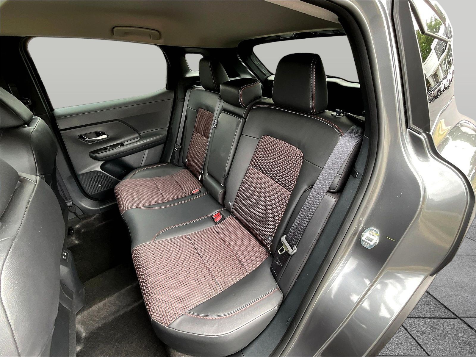 2026 Nissan KICKS SR AWD - Photo 25