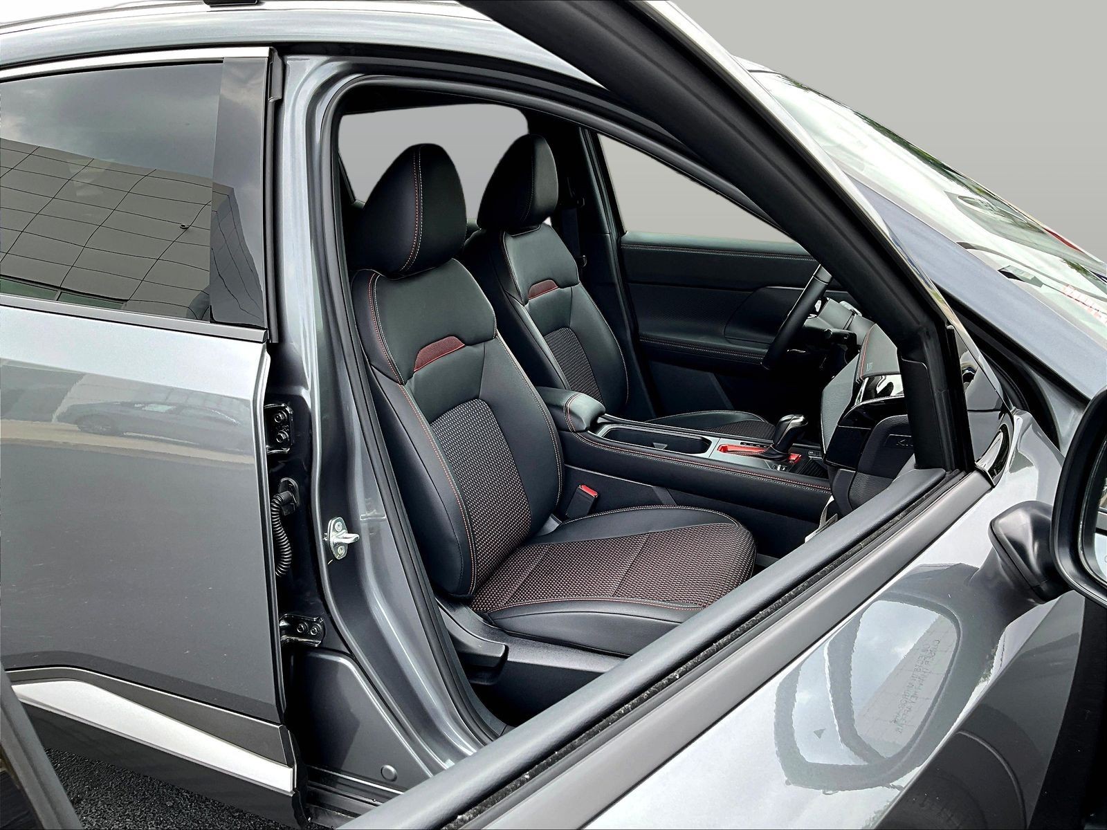 2026 Nissan KICKS SR AWD - Photo 31