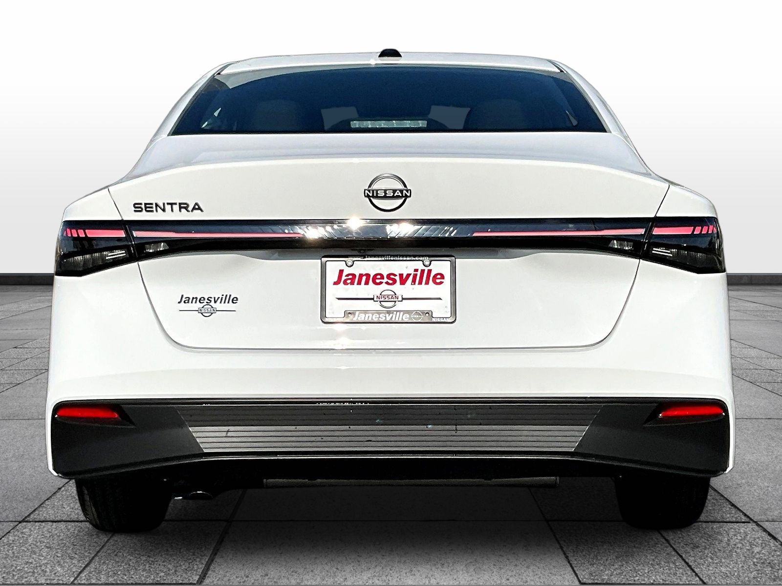 2026 Nissan Sentra S - Photo 4