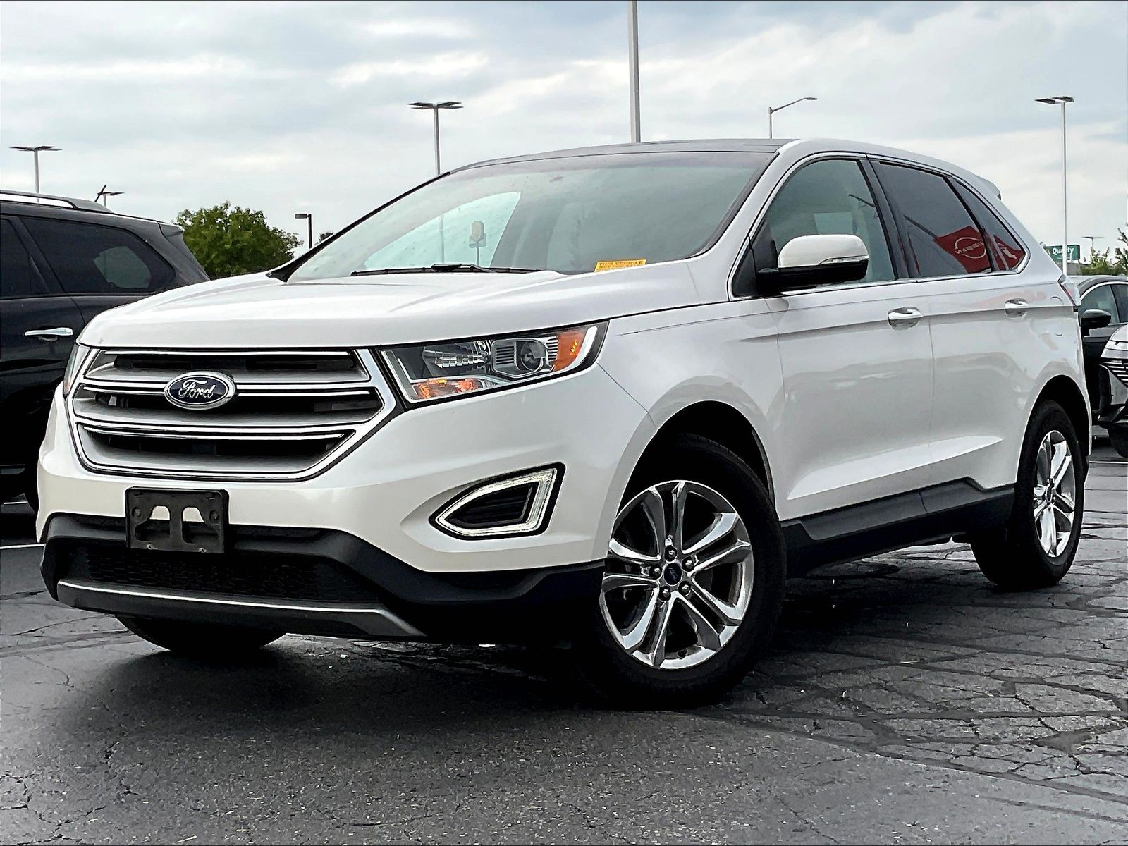 Used 2015 Ford Edge SEL with VIN 2FMTK4J88FBB59323 for sale in Janesville, WI
