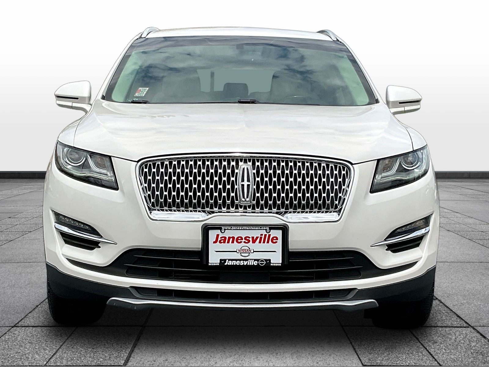 Used 2019 Lincoln MKC Select with VIN 5LMCJ2C92KUL07853 for sale in Janesville, WI