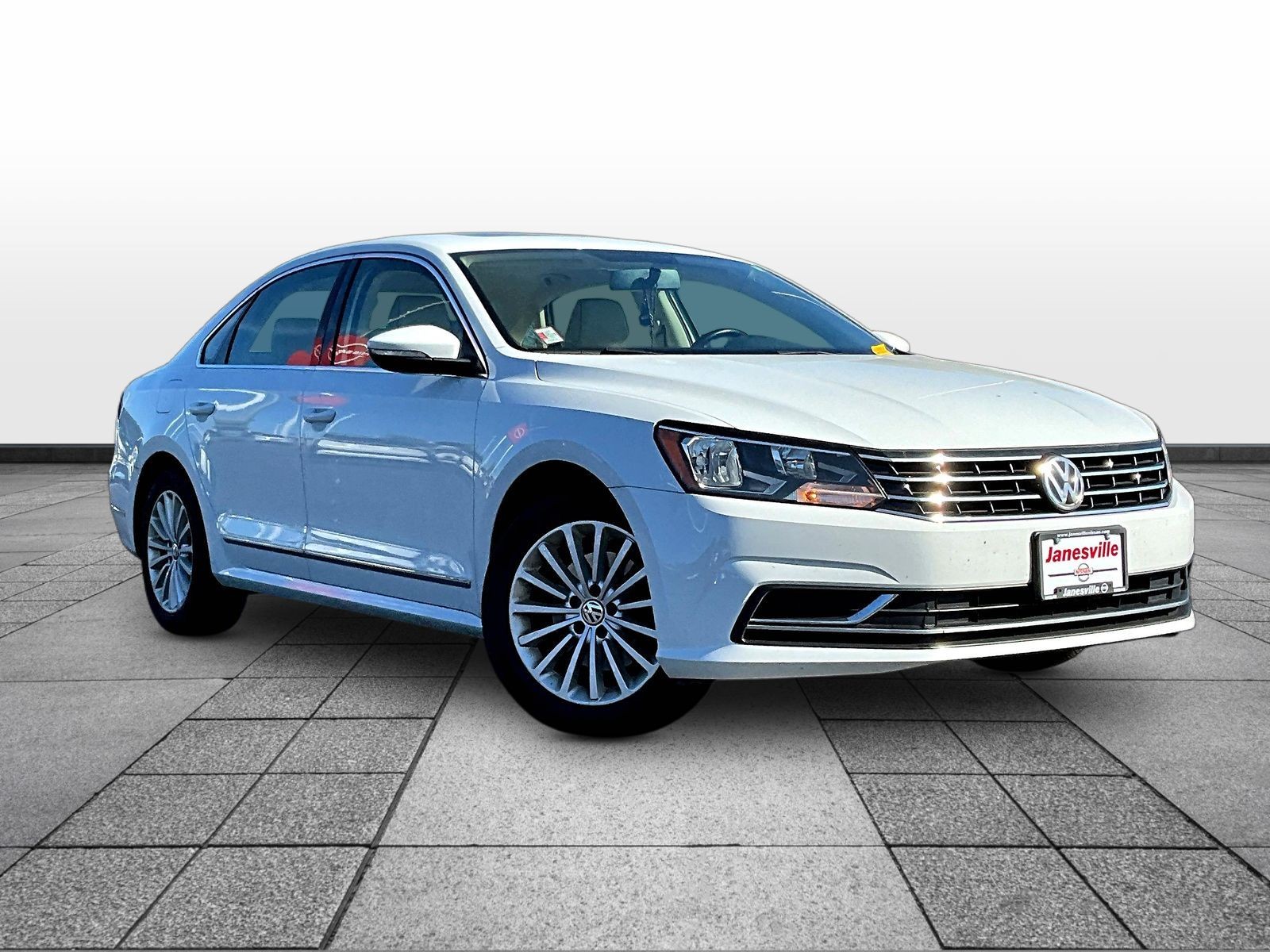2017 Volkswagen Passat 1.8T SE