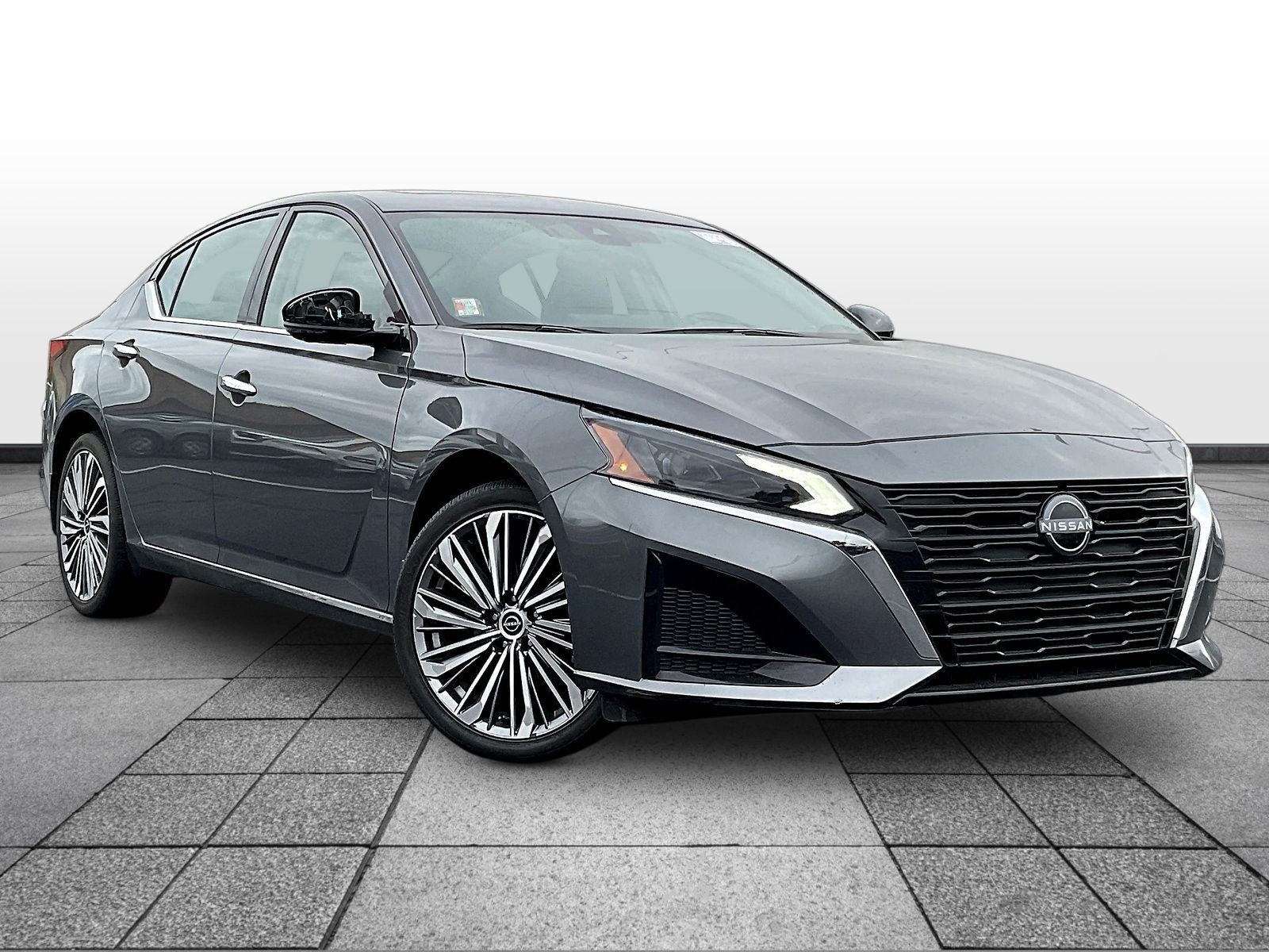 2025 Nissan Altima SL