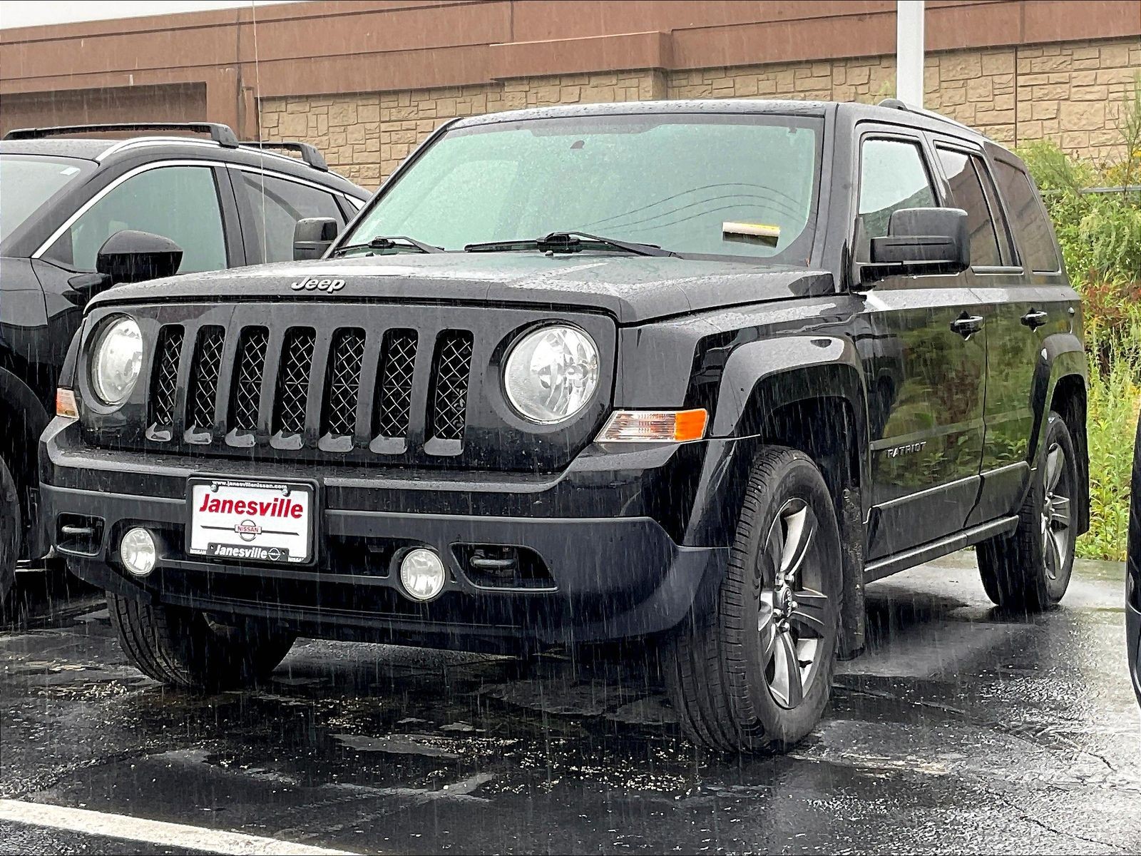 Used 2016 Jeep Patriot Sport SE with VIN 1C4NJRBB2GD647072 for sale in Janesville, WI