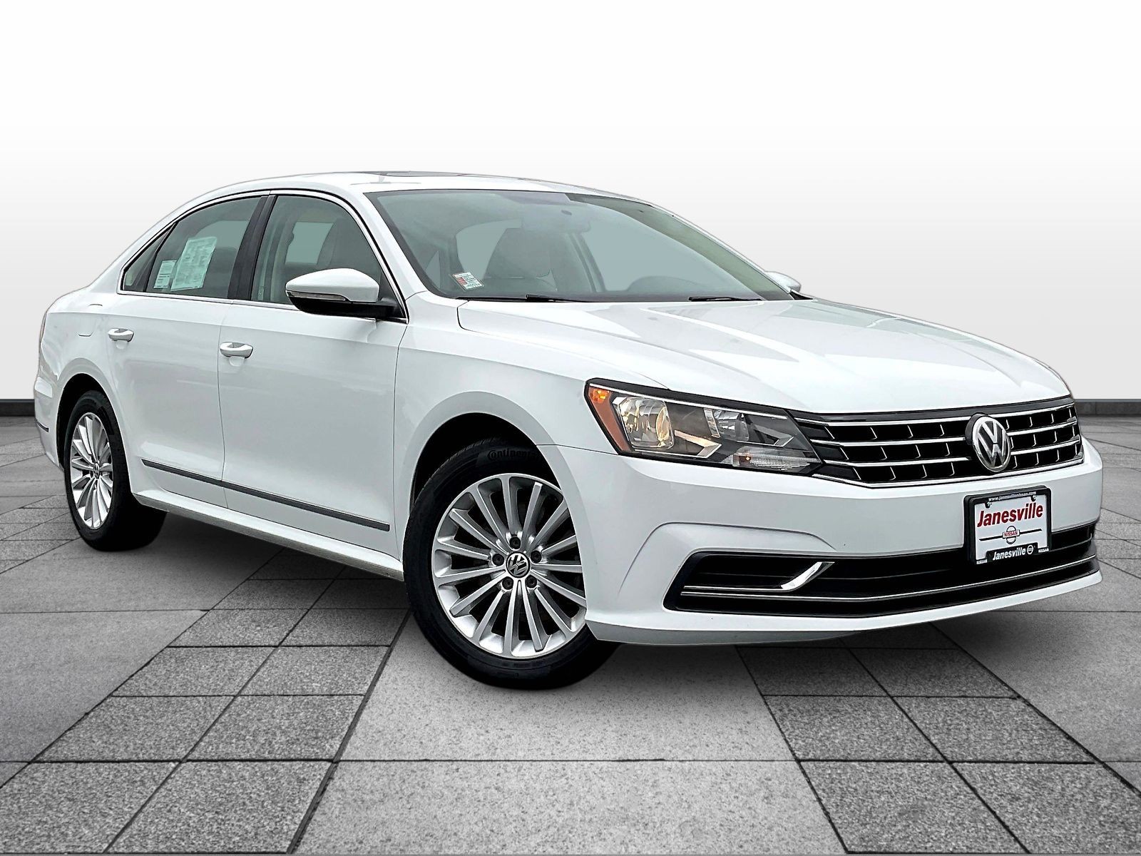 2017 Volkswagen Passat 1.8T SE