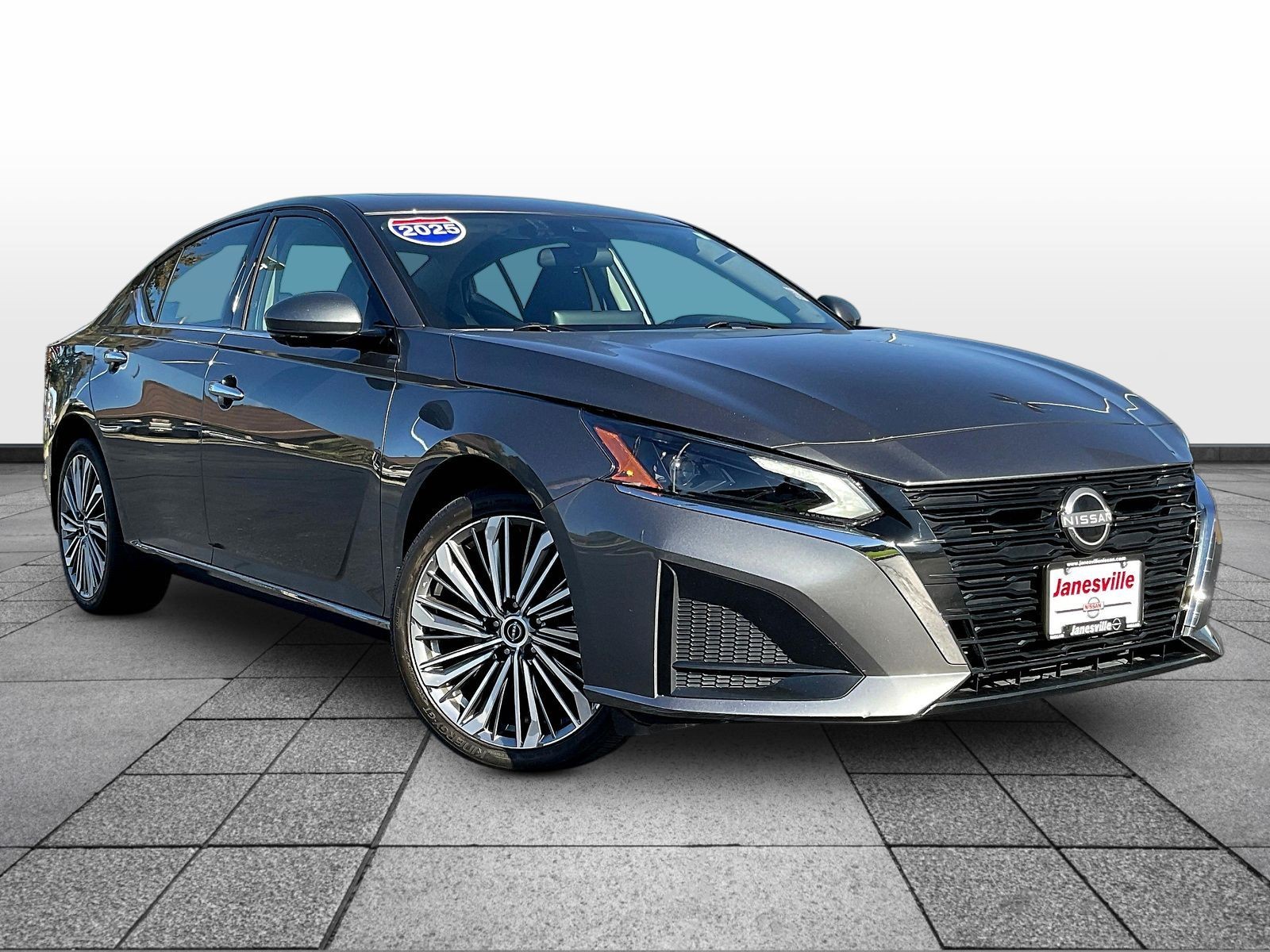 2025 Nissan Altima SL