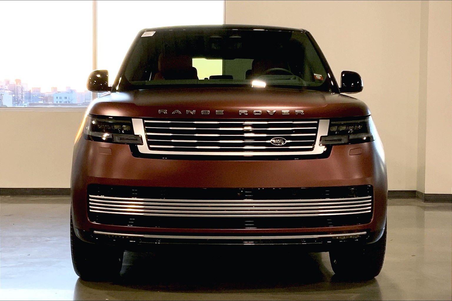 Range Rover SV Lansdowne Edition Debuts As $301,000 Ultra-Luxury SUV