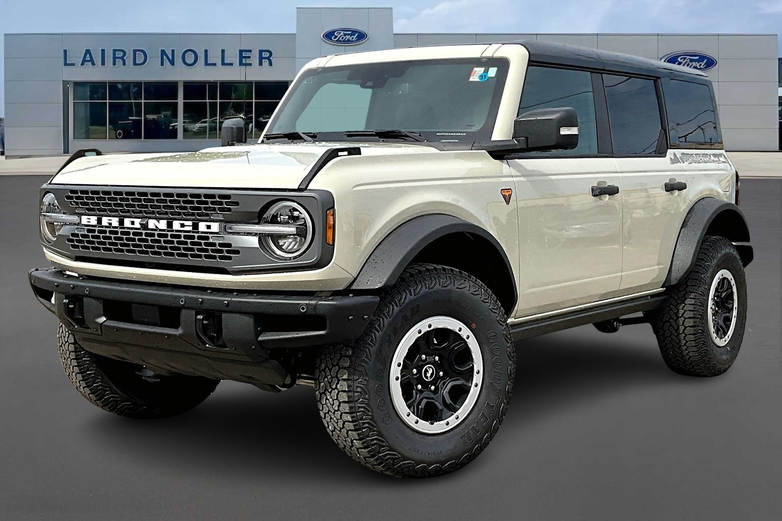 New 2025 Ford Bronco Badlands® Door in Lawrence #25T7266