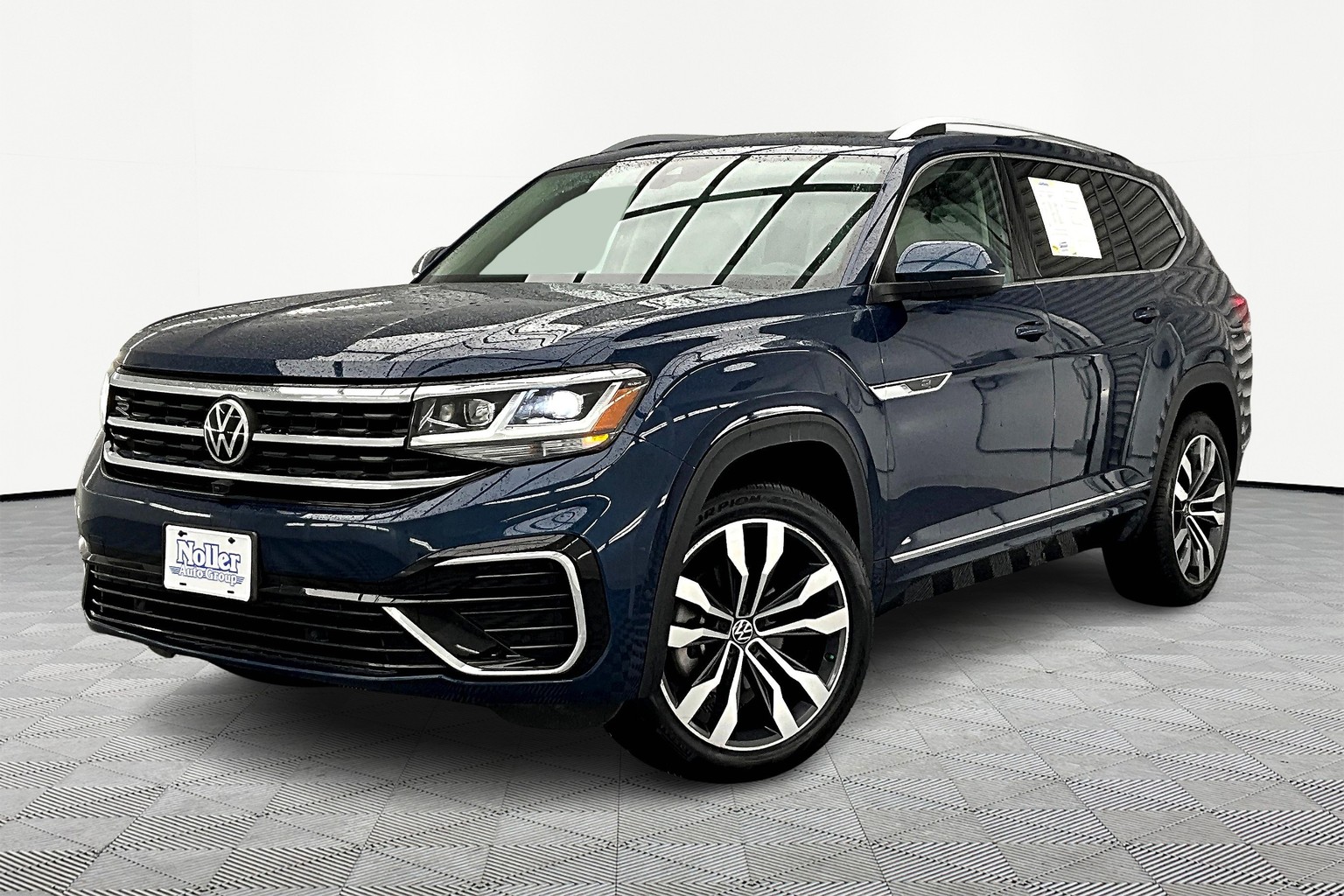 Hood & Fender + Mirrors Kit | VOLKSWAGEN ATLAS R-LINE 2022 Hood & Fender + Mirrors Kit | VOLKSWAGEN ATLAS R-LINE 2022