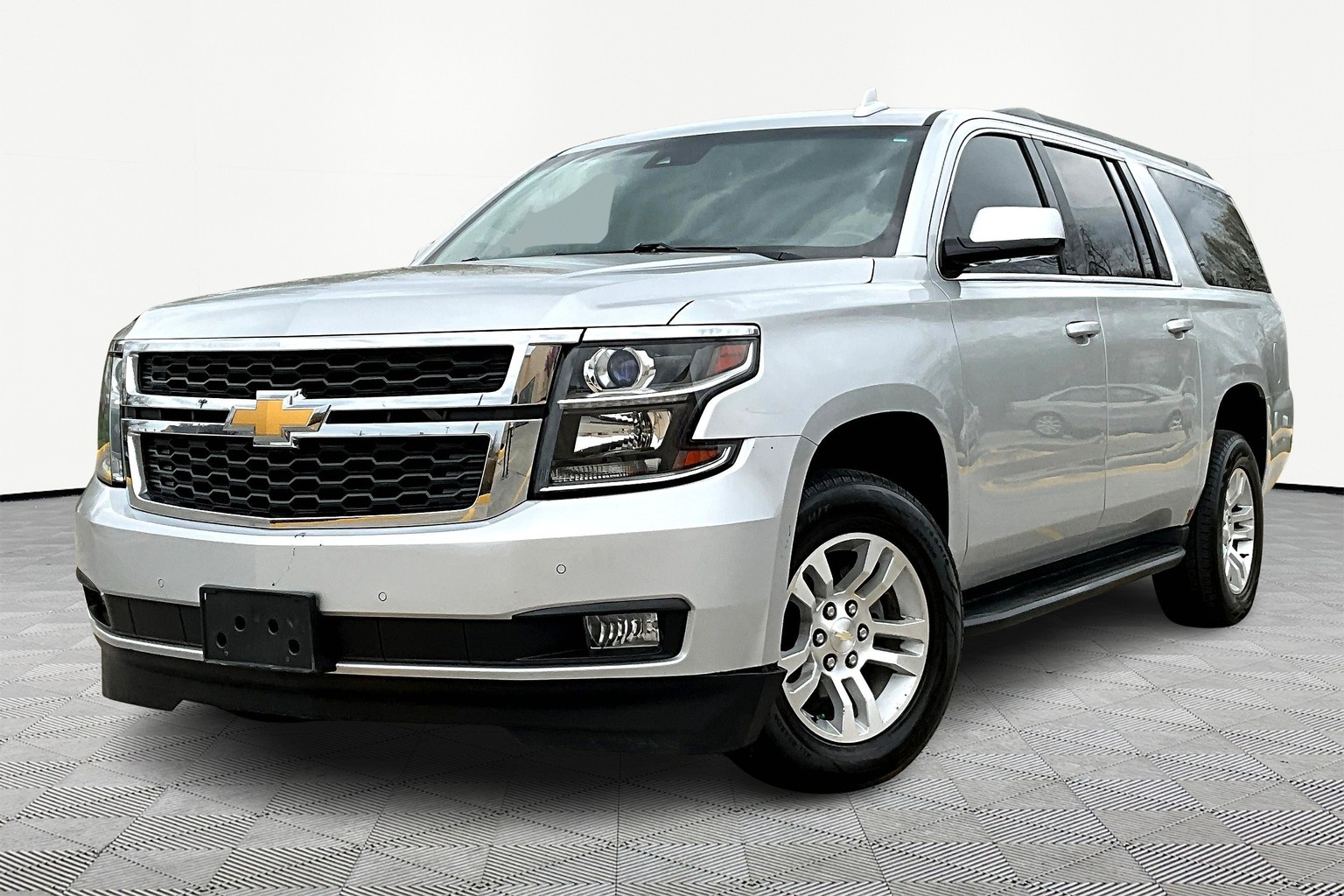 Grille Kit | CHEVROLET SUBURBAN LT 2016 Grille Kit | CHEVROLET SUBURBAN LT 2016
